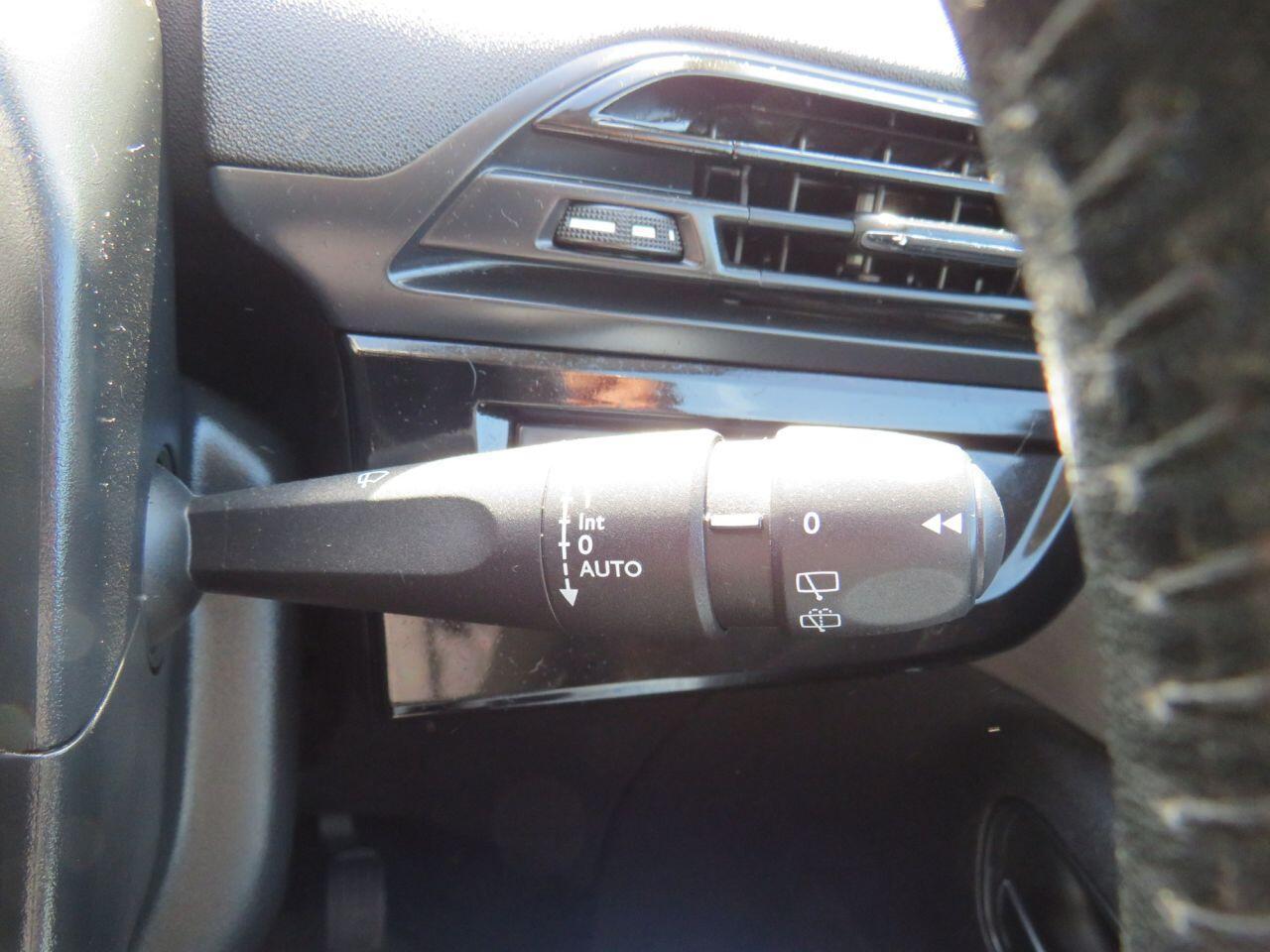 Citroen Grand C4 Picasso - Image 22