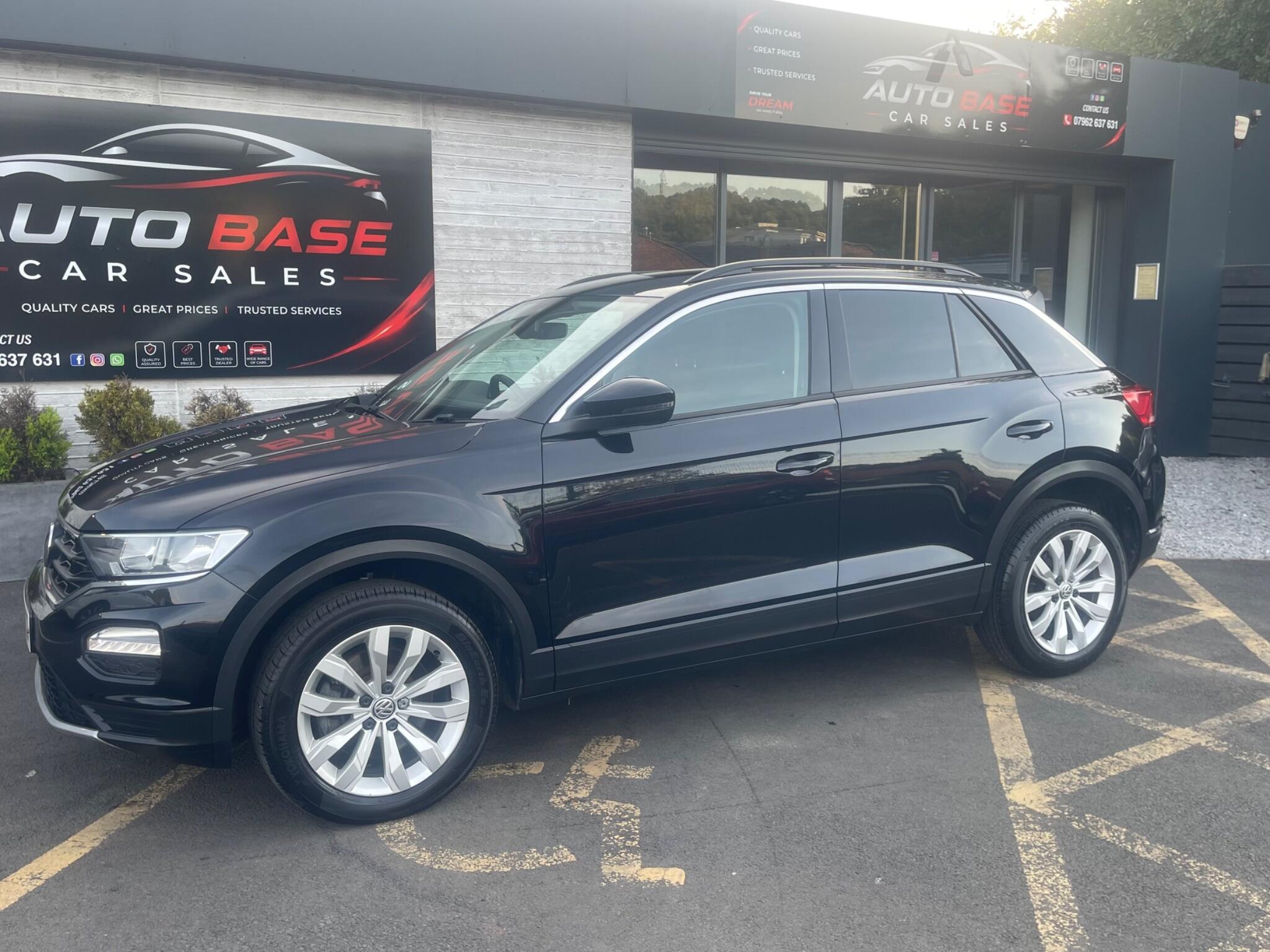 Volkswagen T-Roc - Image 5