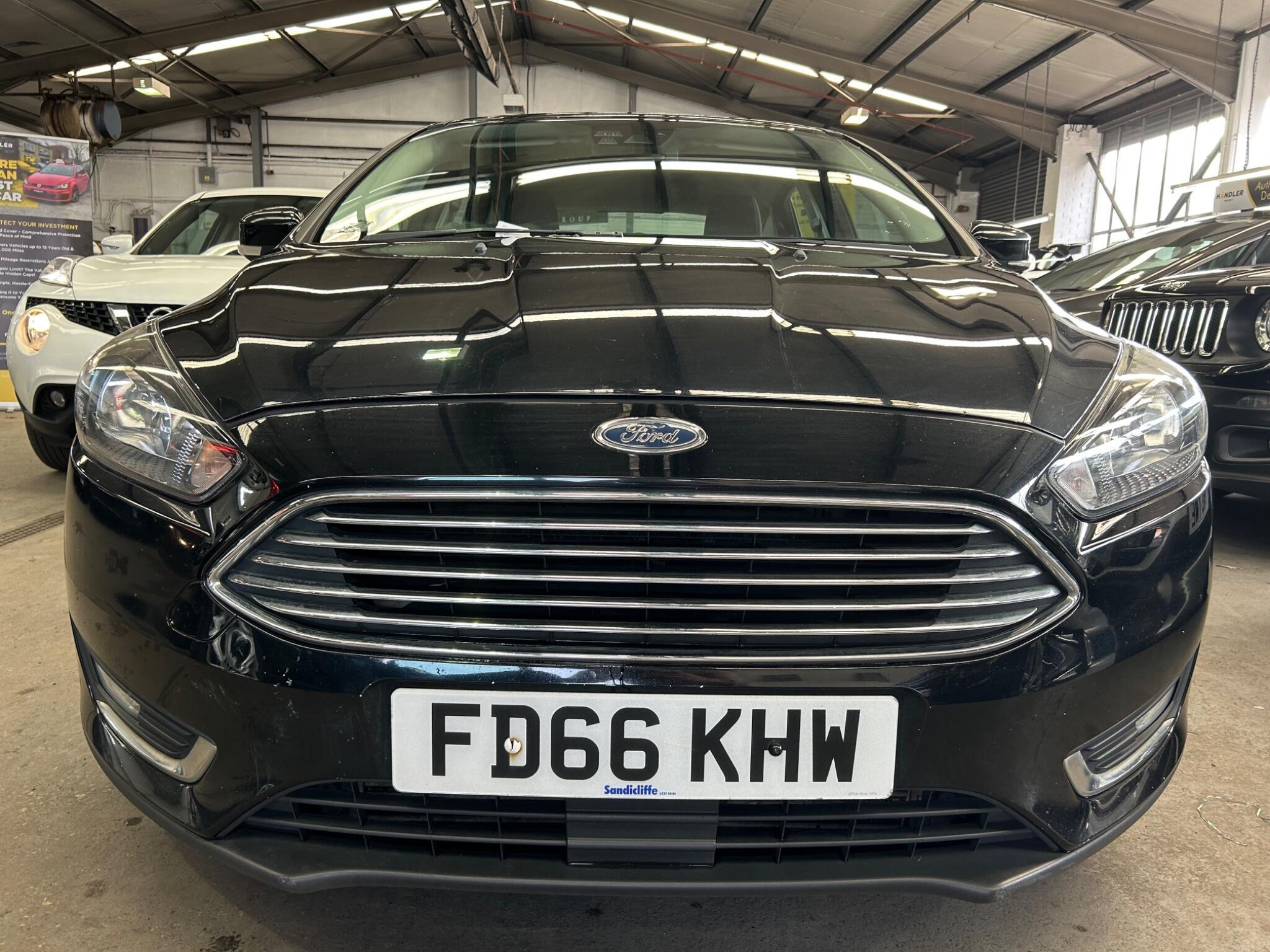 Ford Focus - Image 2