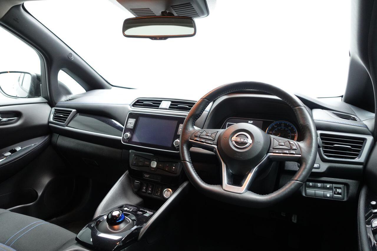 Nissan Leaf - Image 12