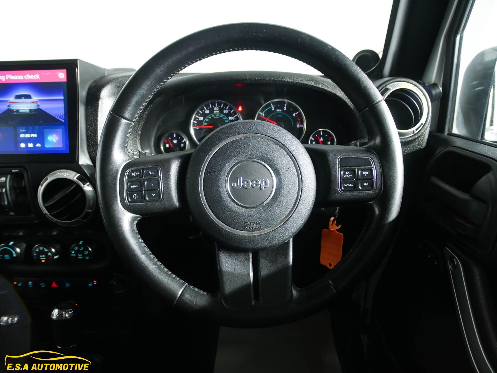 Jeep Wrangler - Image 27