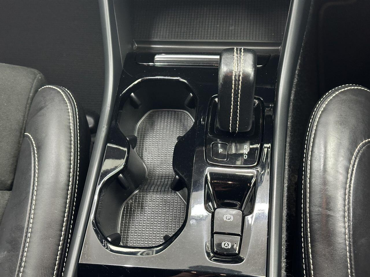 Volvo XC40 - Image 18