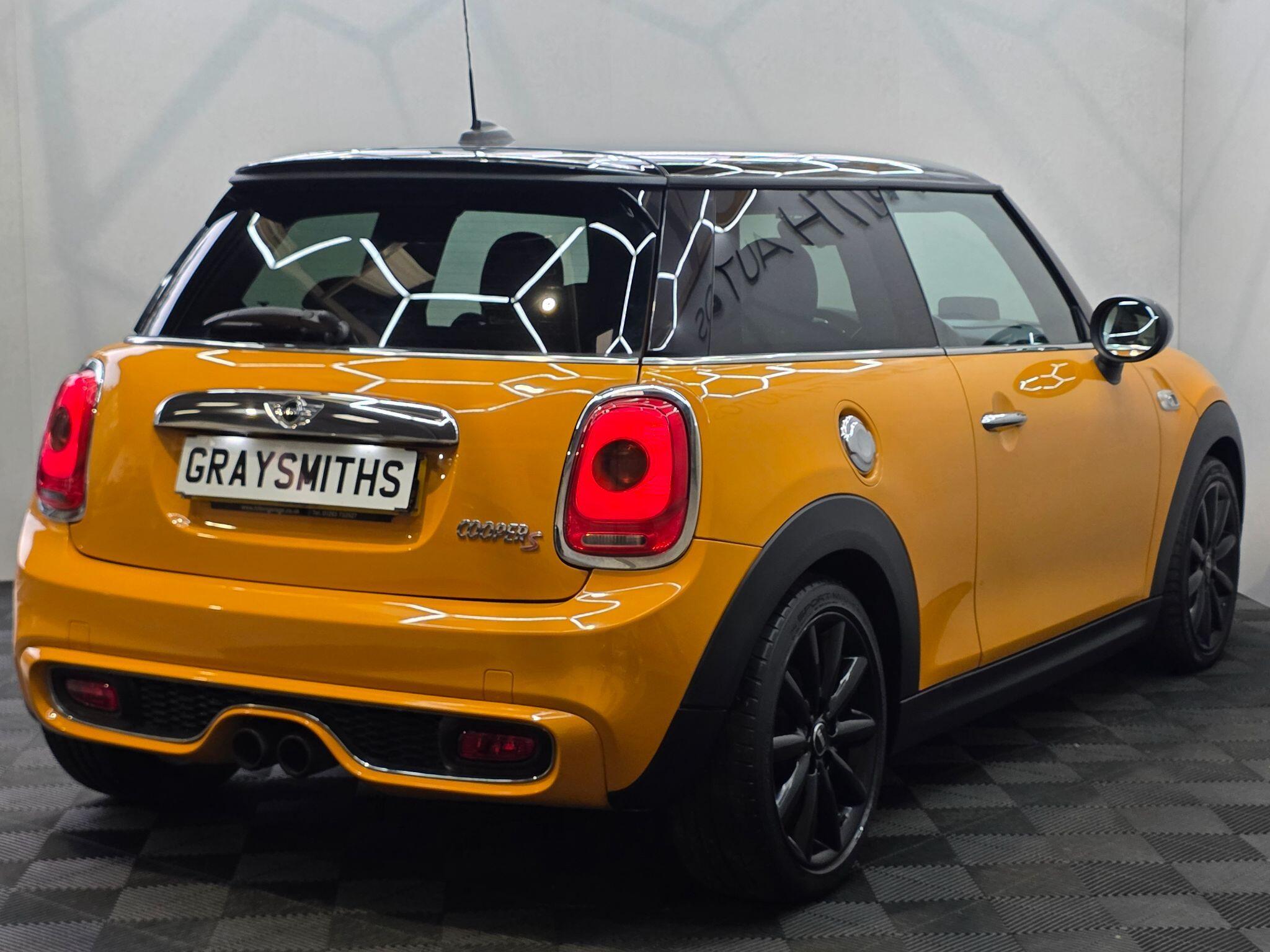 MINI Hatch - Image 9
