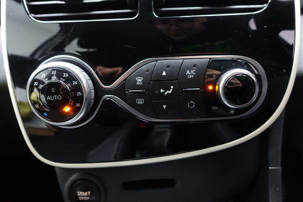 Renault Clio - Image 34