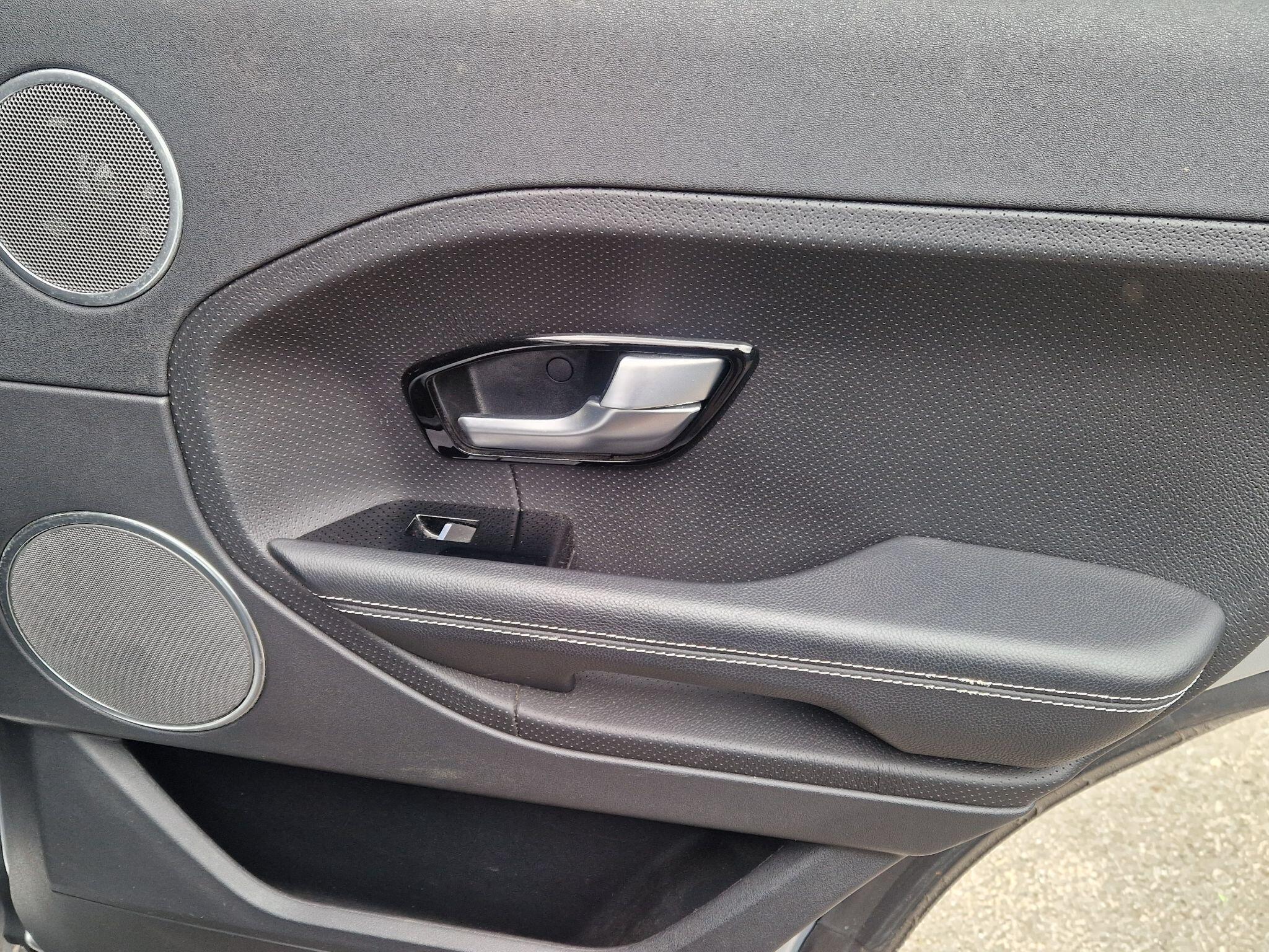 Land Rover Range Rover Evoque - Image 34