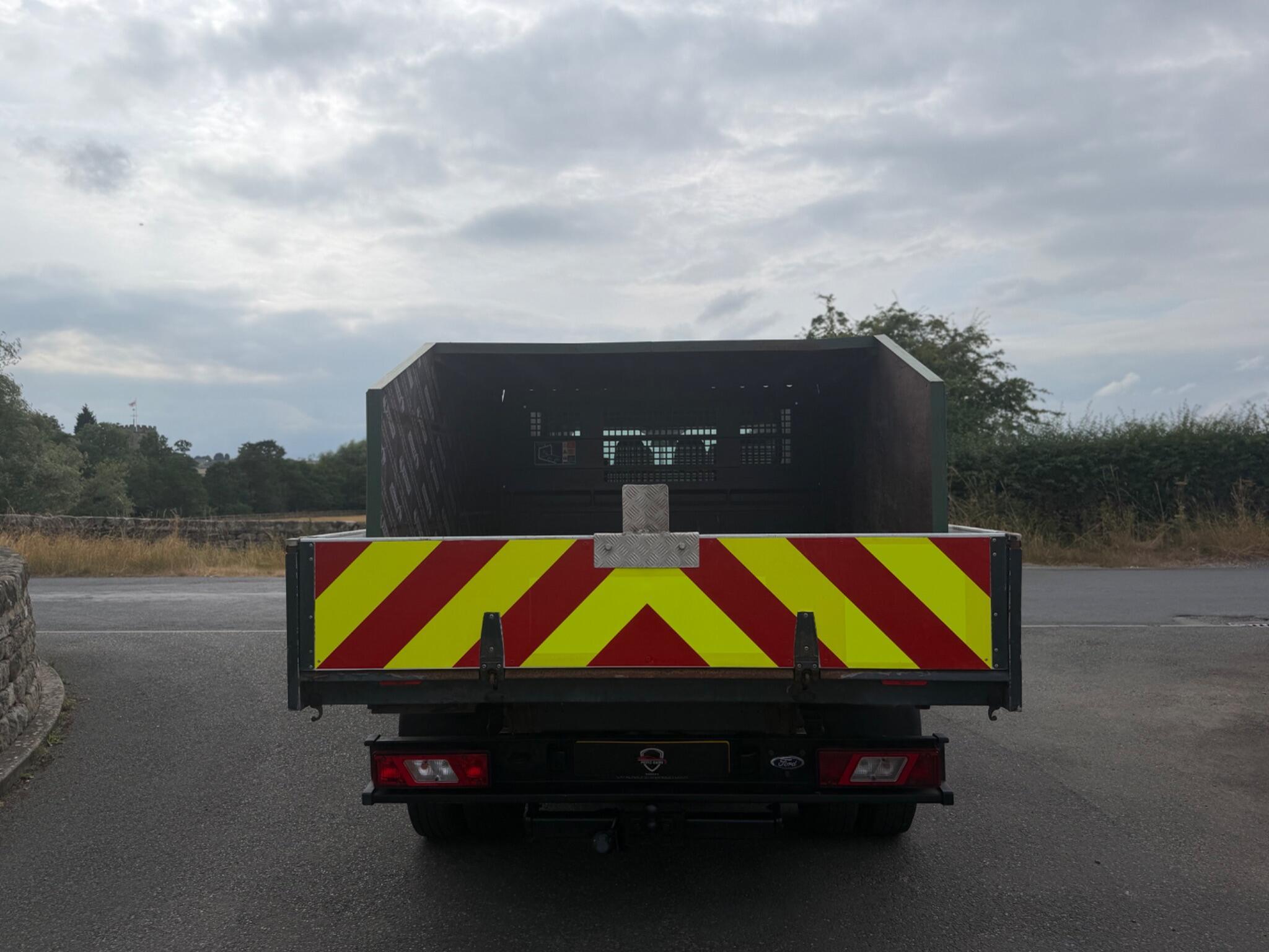 Ford Transit - Image 15