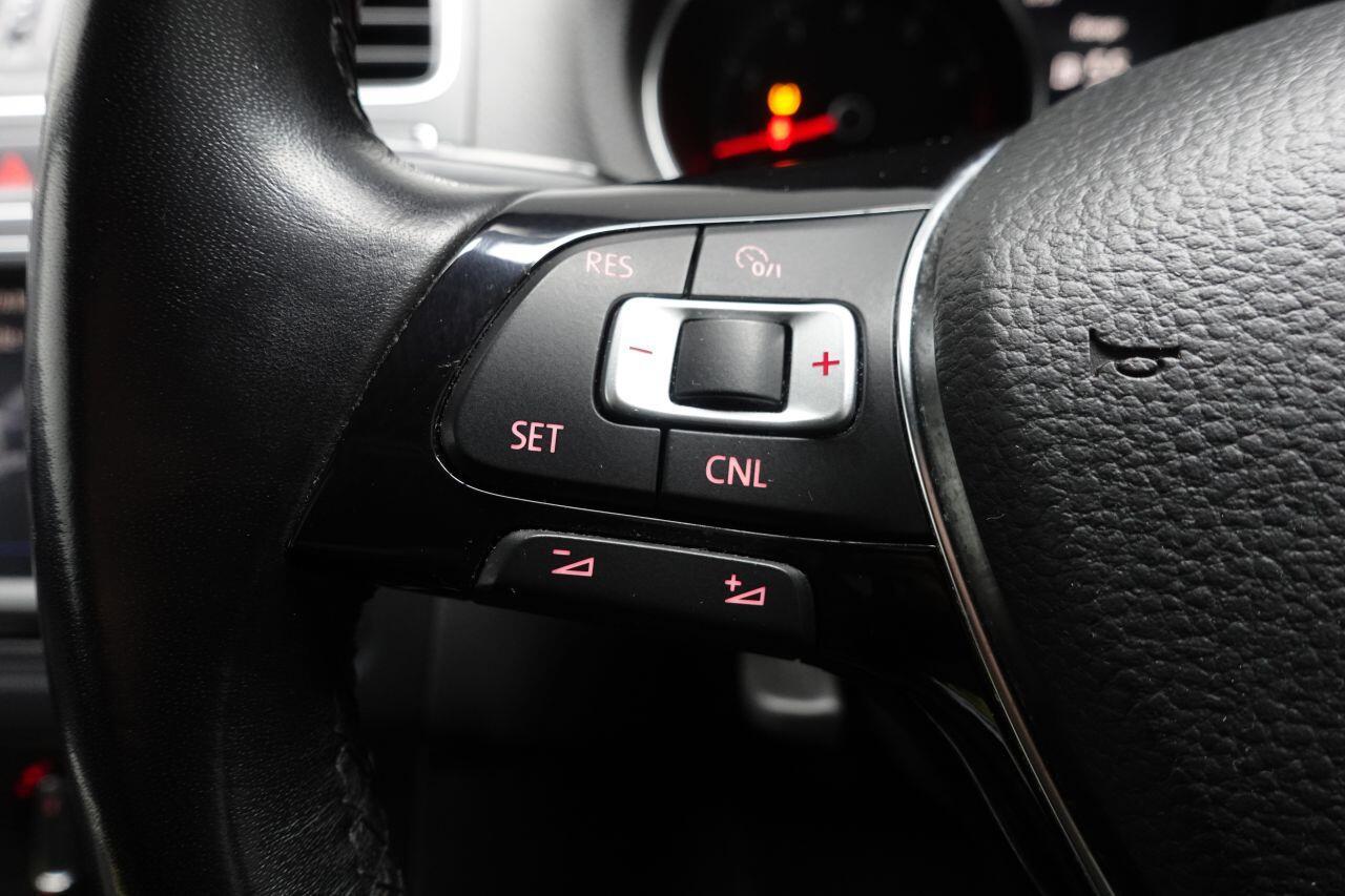 Volkswagen Polo - Image 43