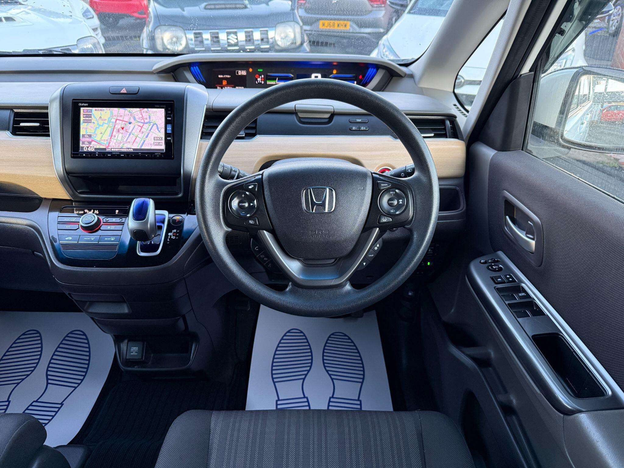 Honda Freed - Image 40