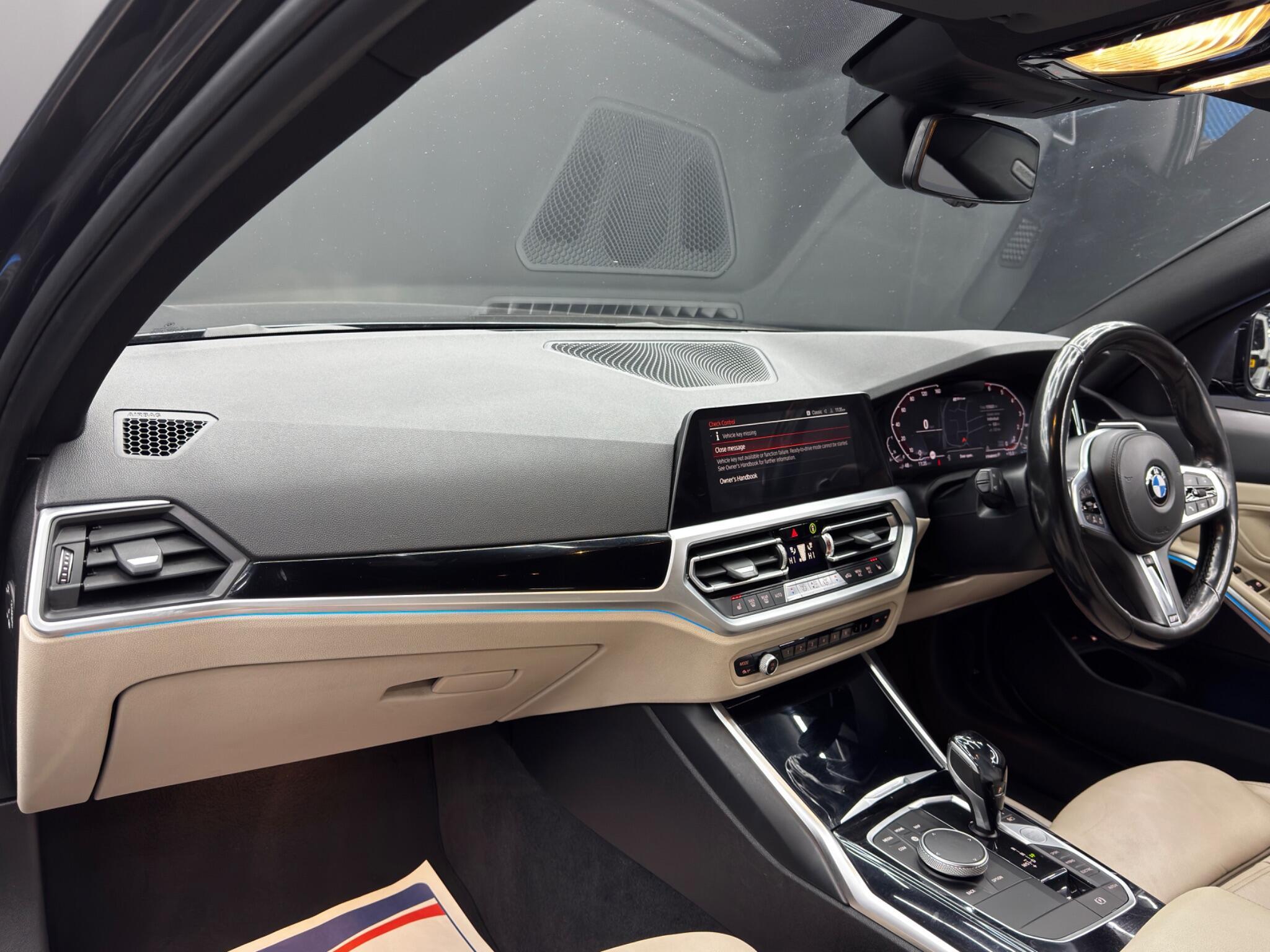 BMW 3 Series - Image 11