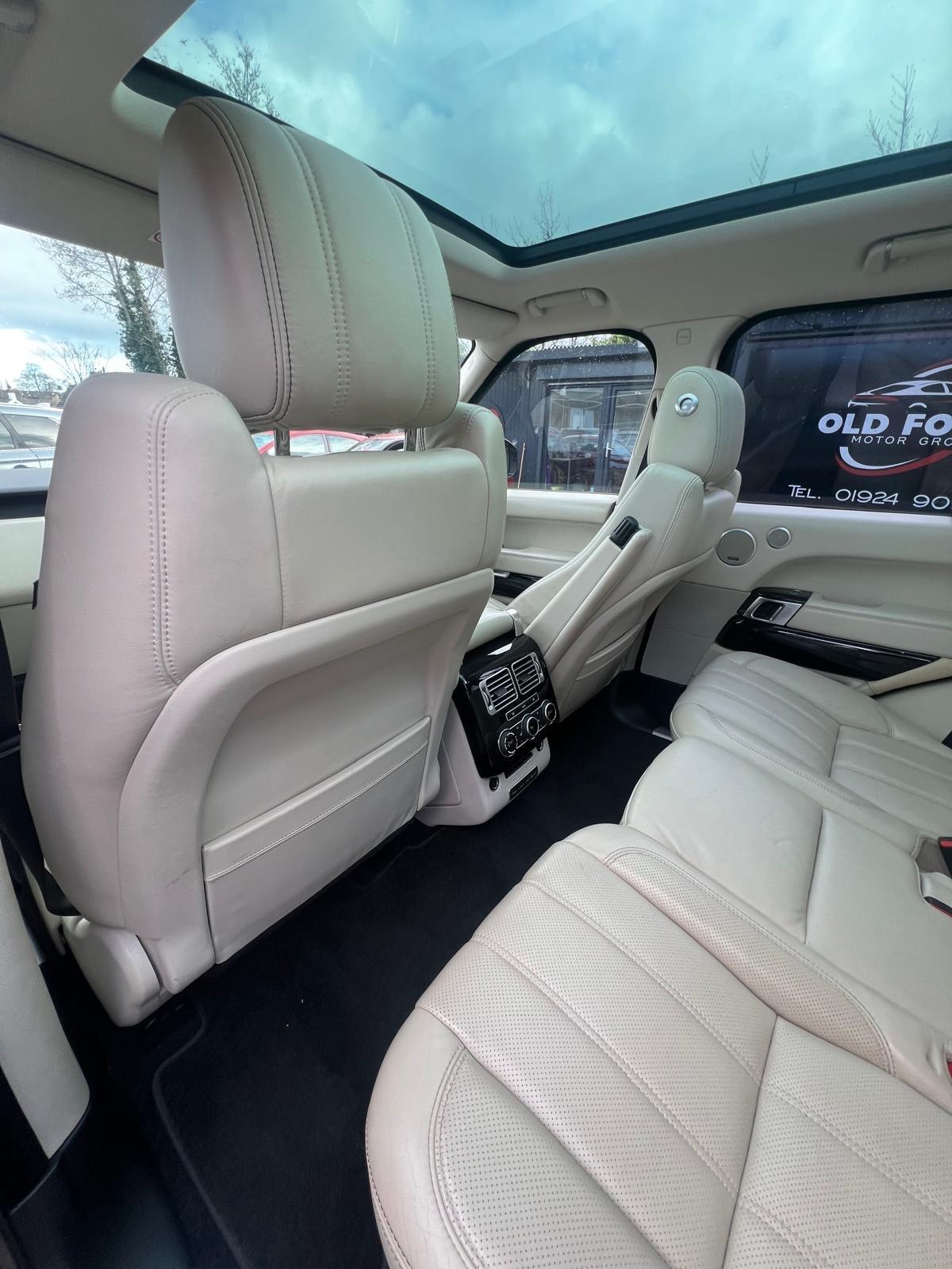 Land Rover Range Rover - Image 41