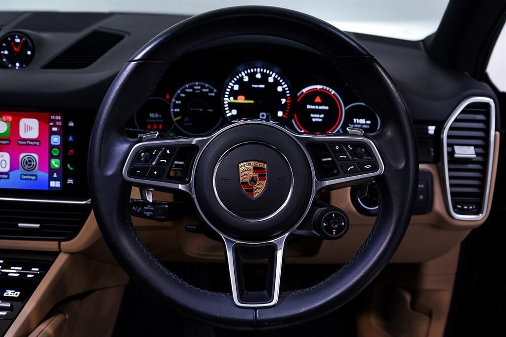 Porsche Cayenne - Image 36