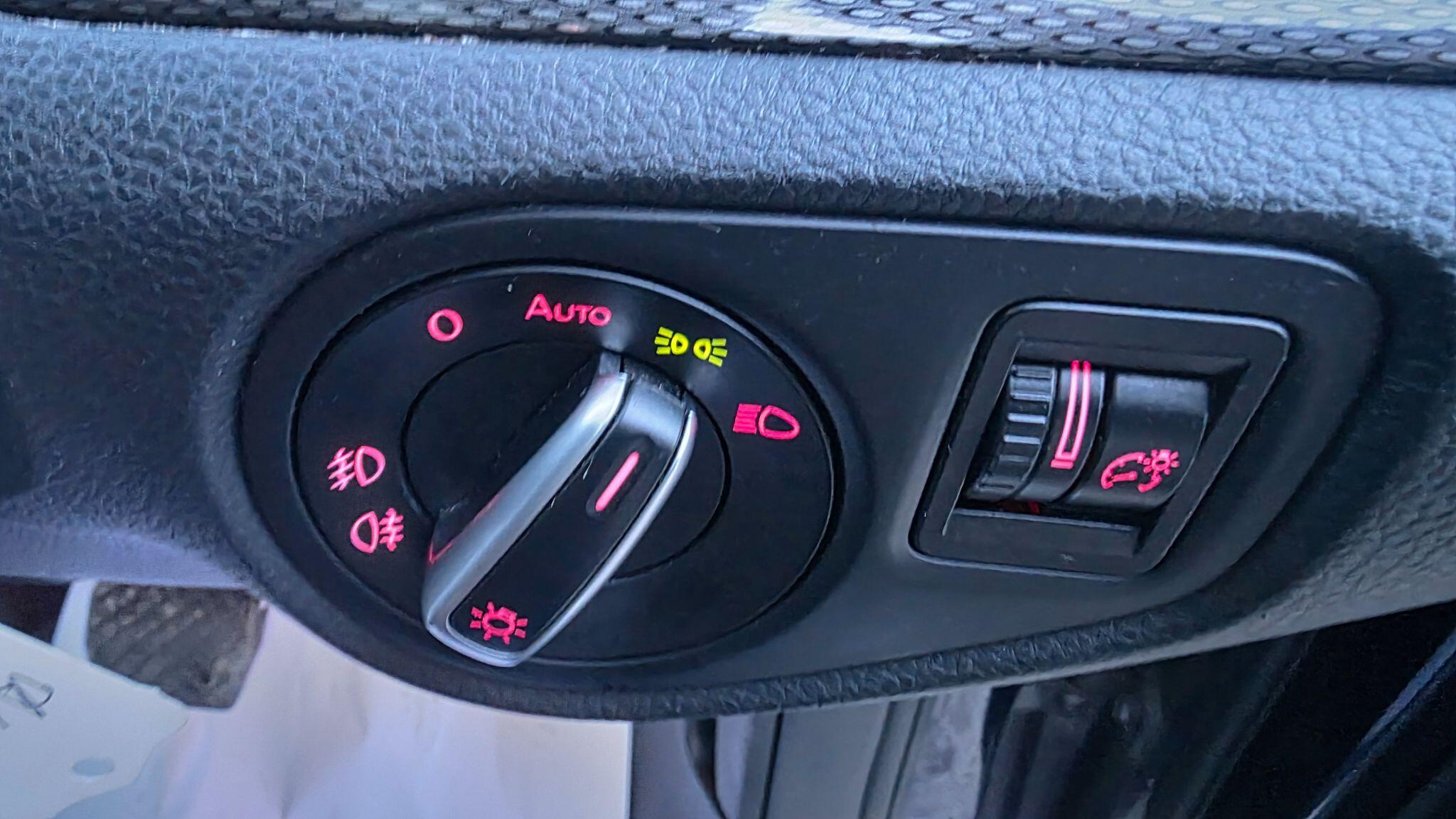 SEAT Alhambra - Image 25