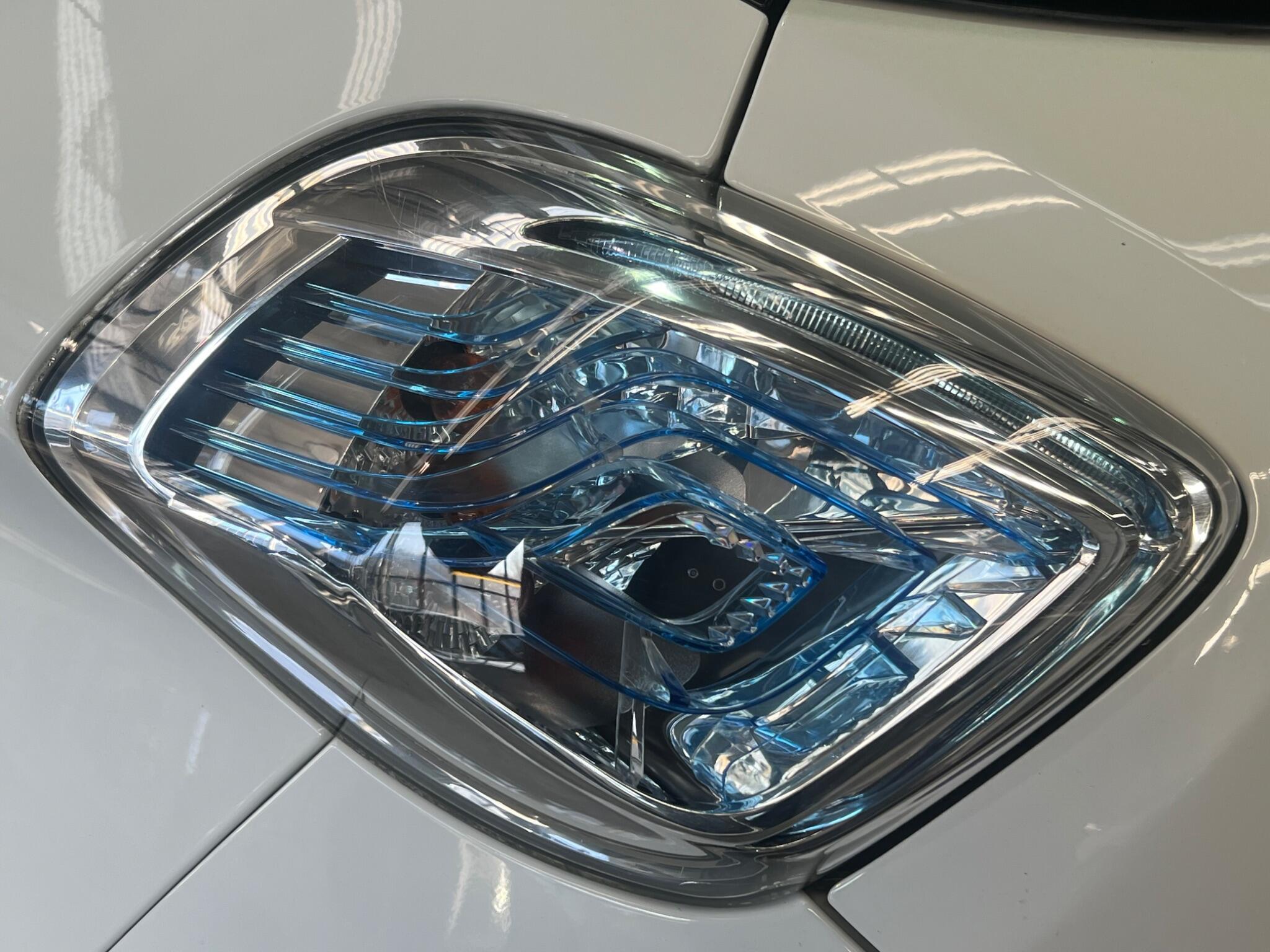Renault Zoe - Image 44