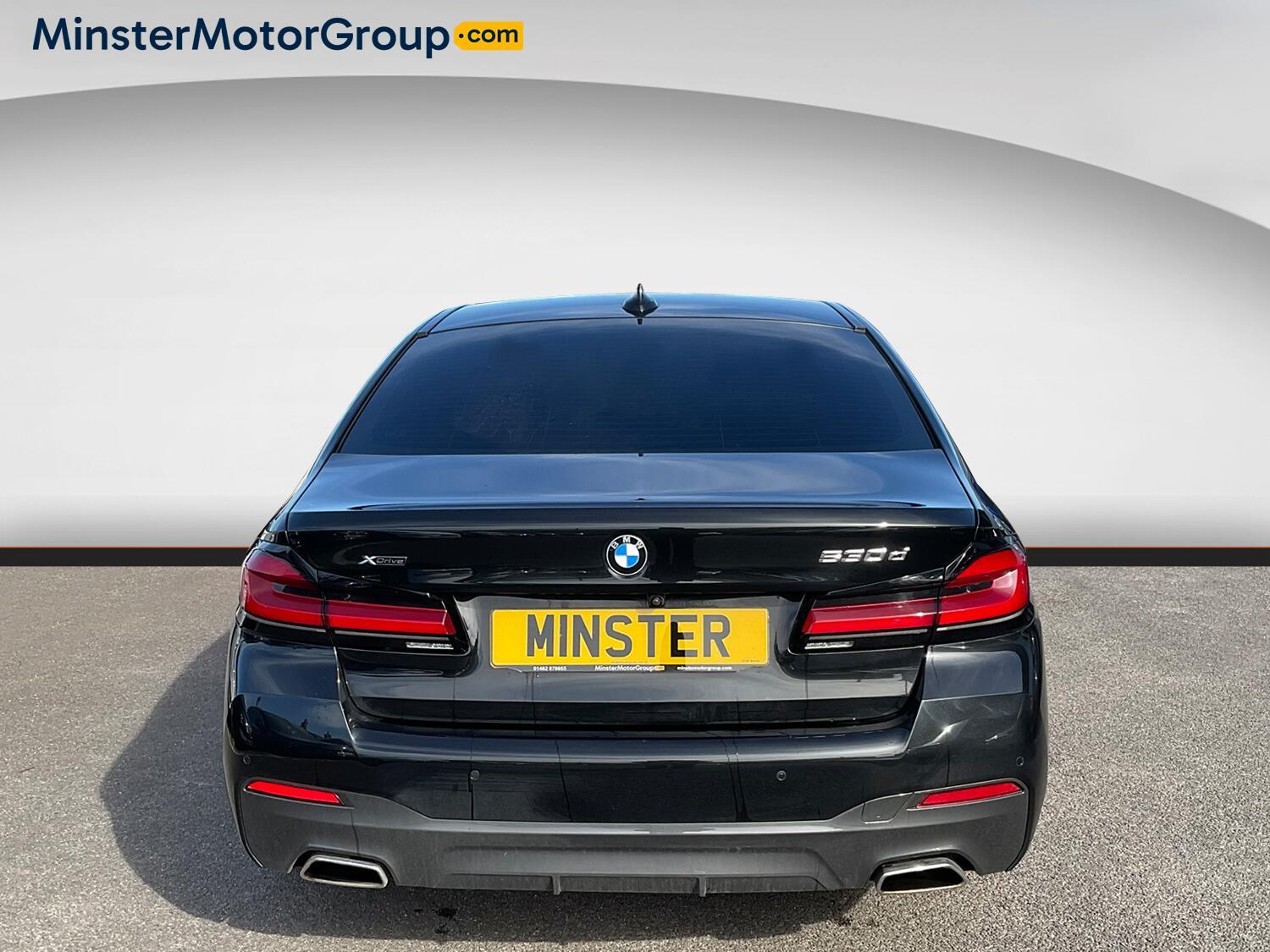 BMW 5 Series - Image 3