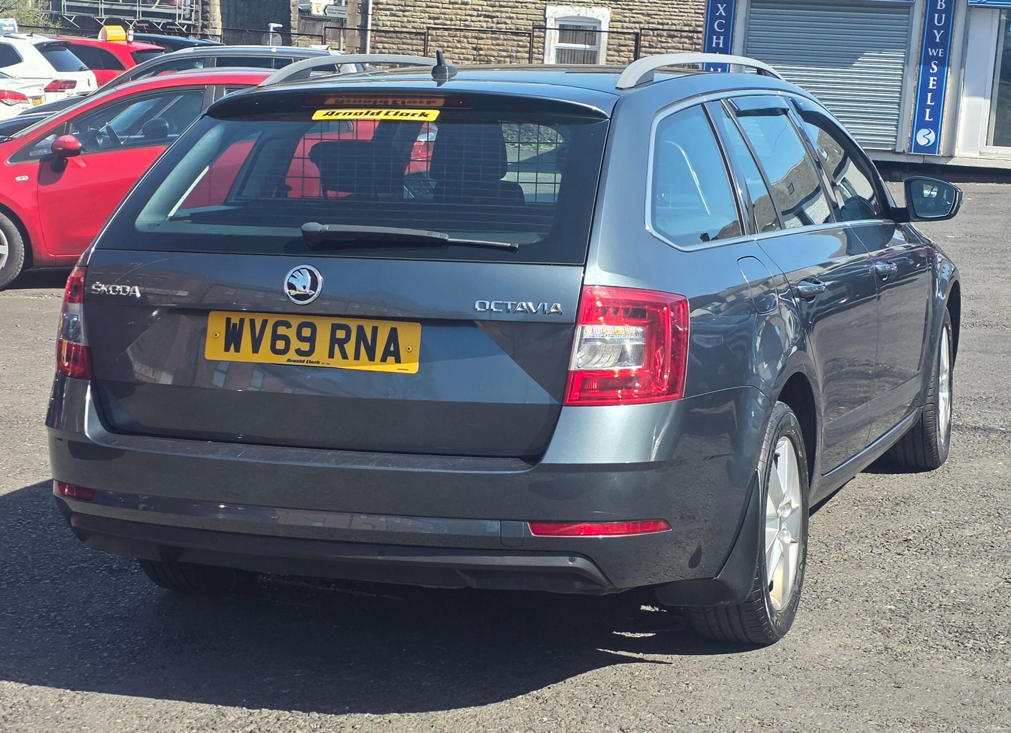 Skoda Octavia - Image 7