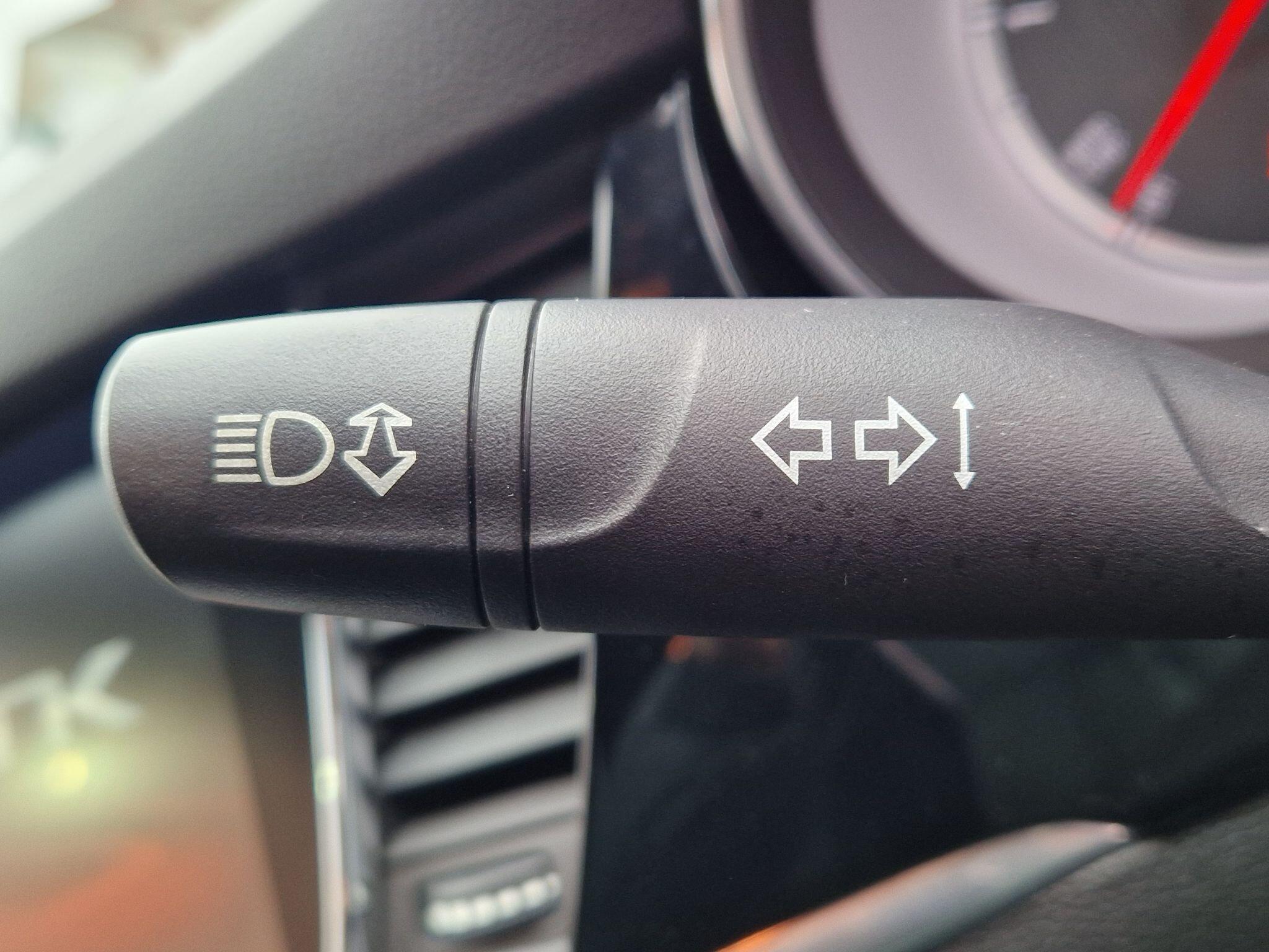 Vauxhall Astra - Image 44