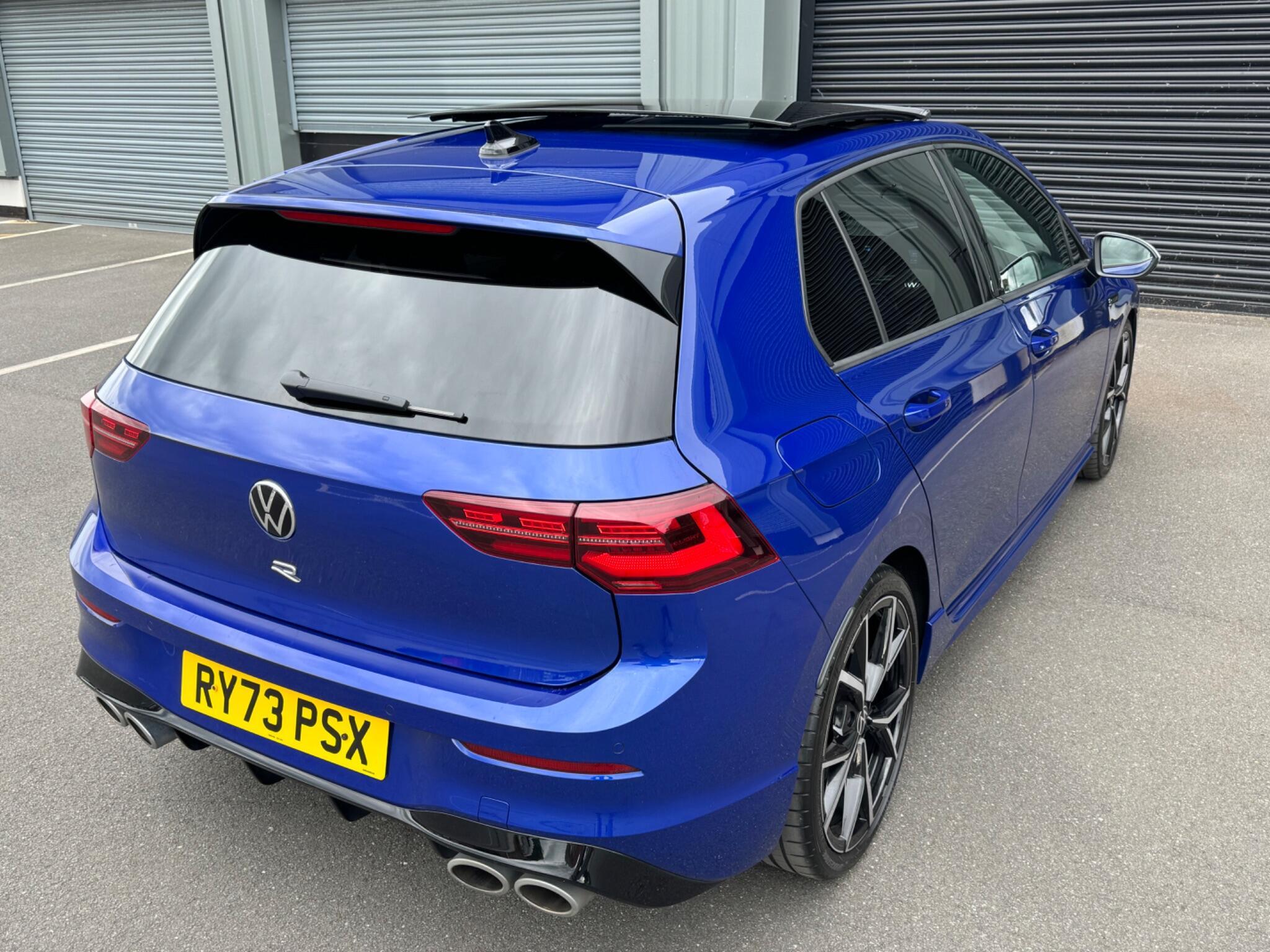 Volkswagen Golf - Image 16