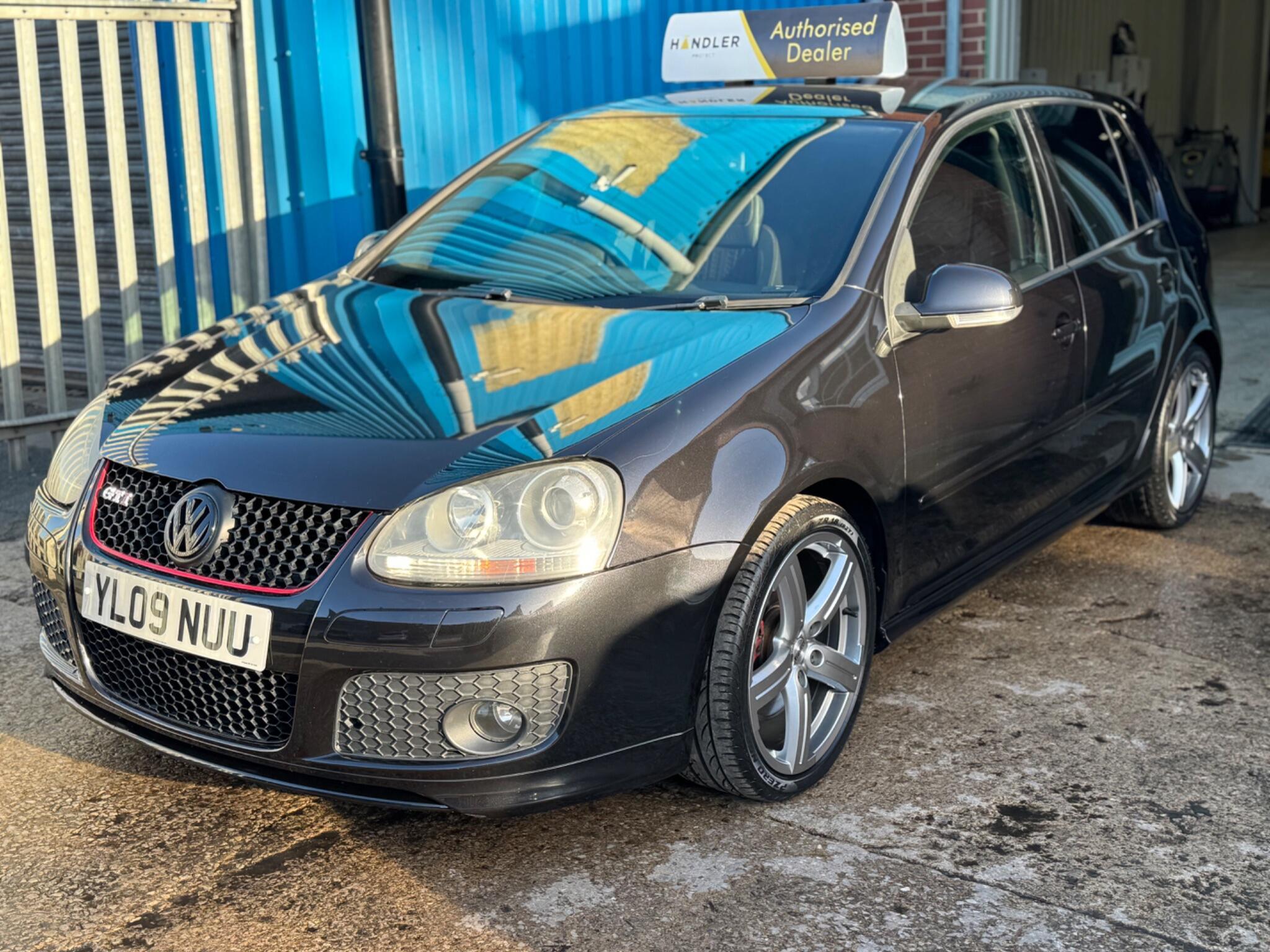 Volkswagen Golf - Image 2