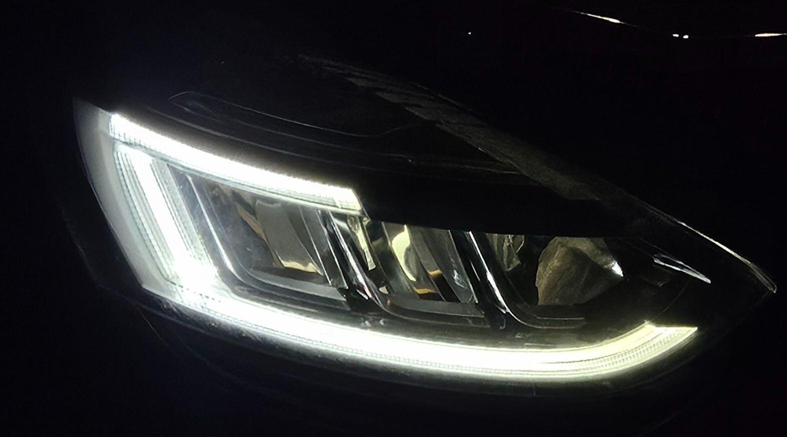 Renault Clio - Image 5