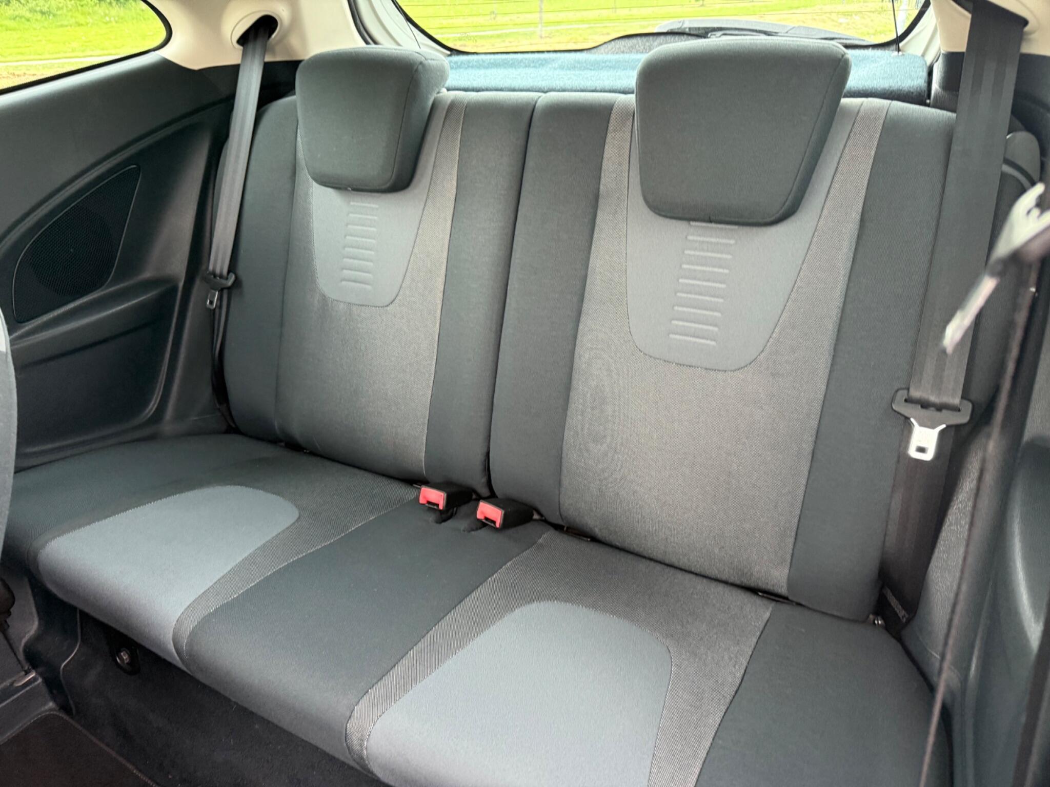 Ford KA - Image 9