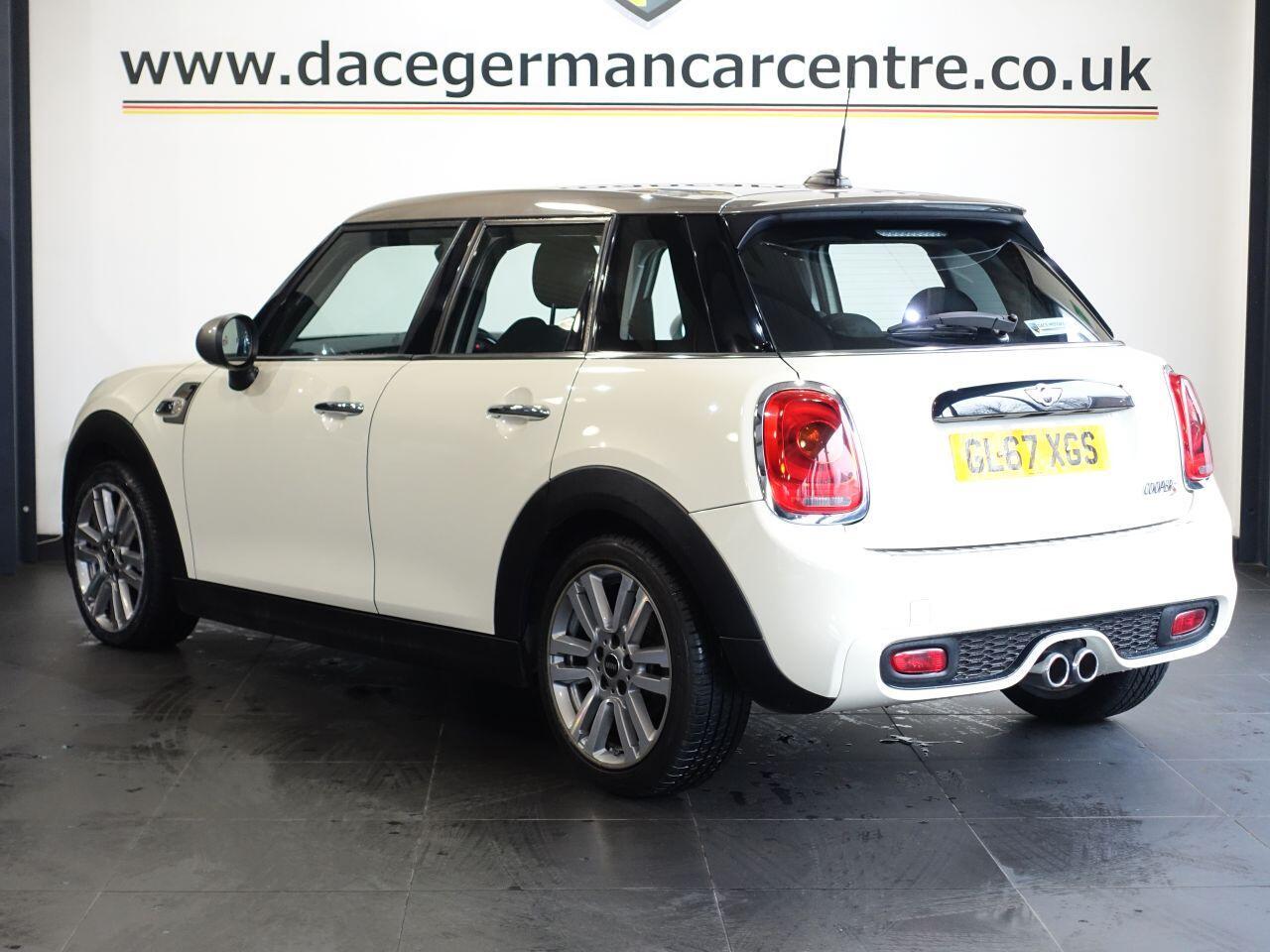 MINI Hatch - Image 7