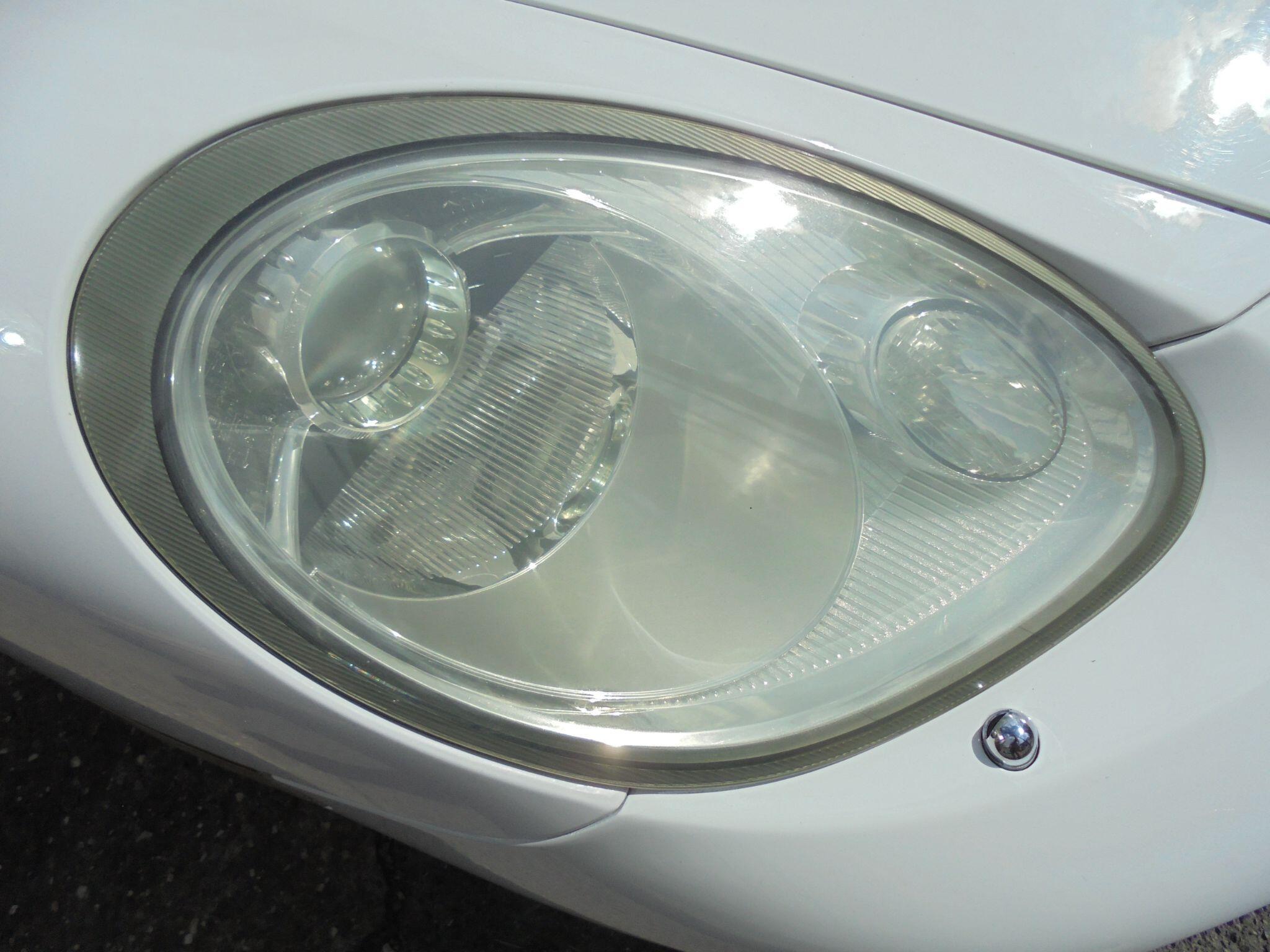 Porsche Boxster - Image 15