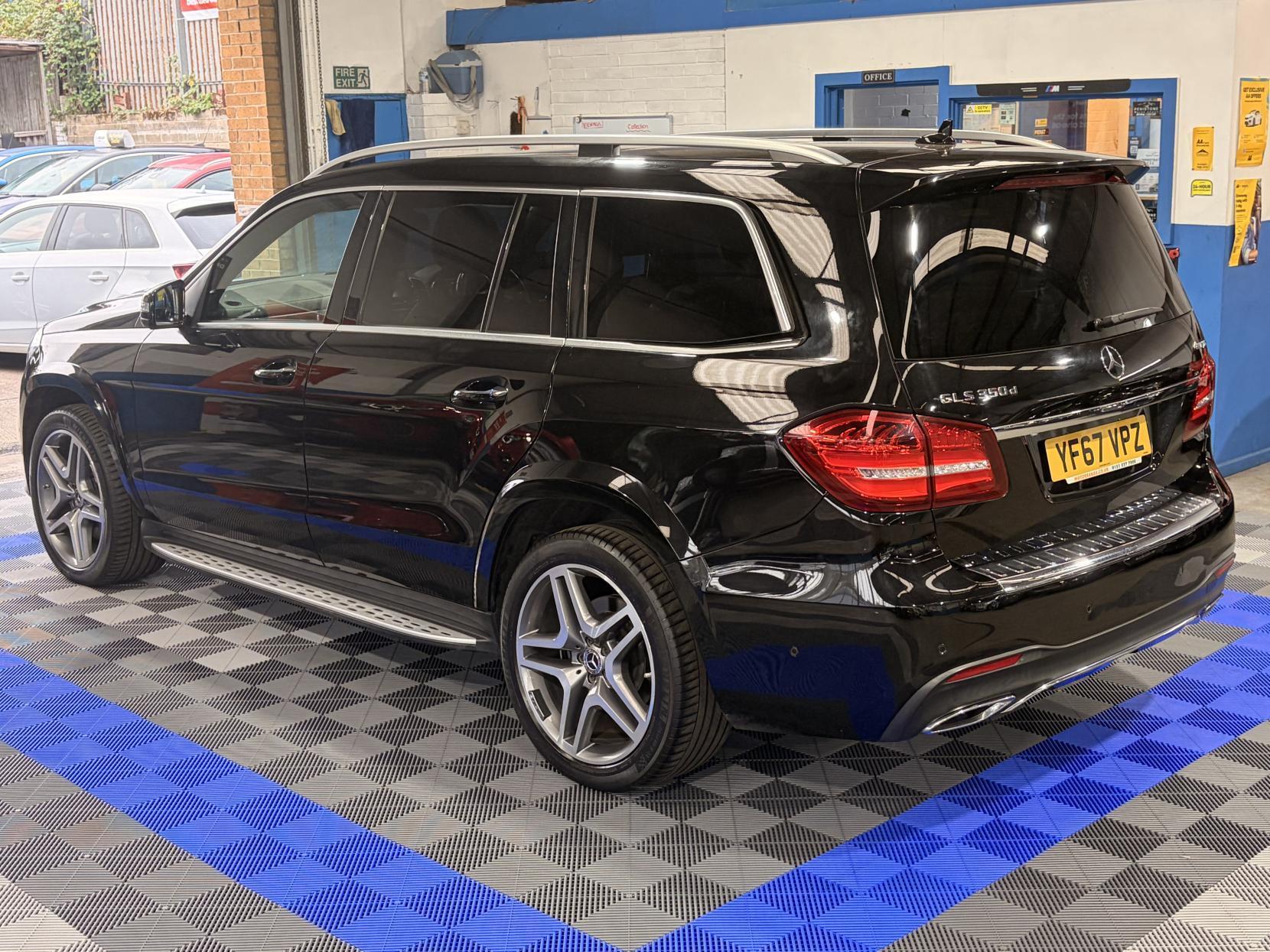 Mercedes GLS - Image 4