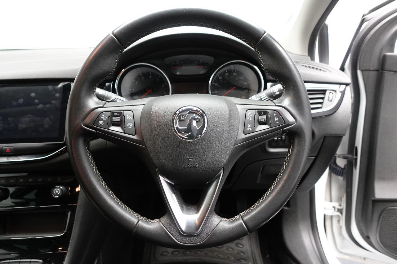Vauxhall Astra - Image 27