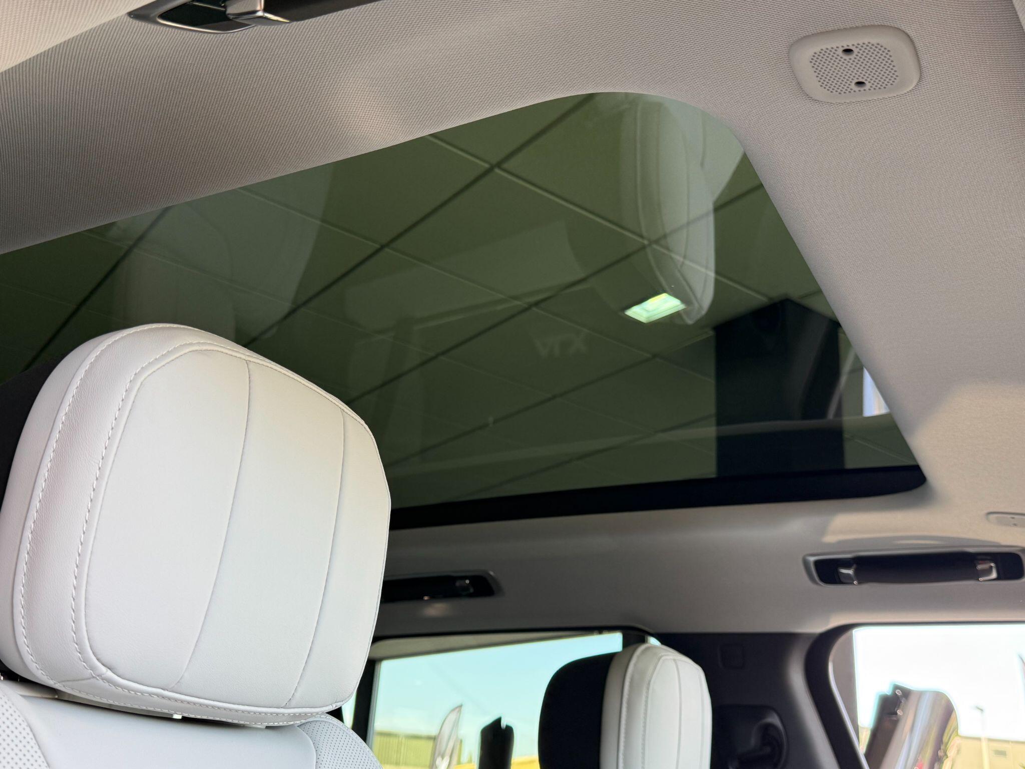 Land Rover RANGE ROVER SPORT - Image 11