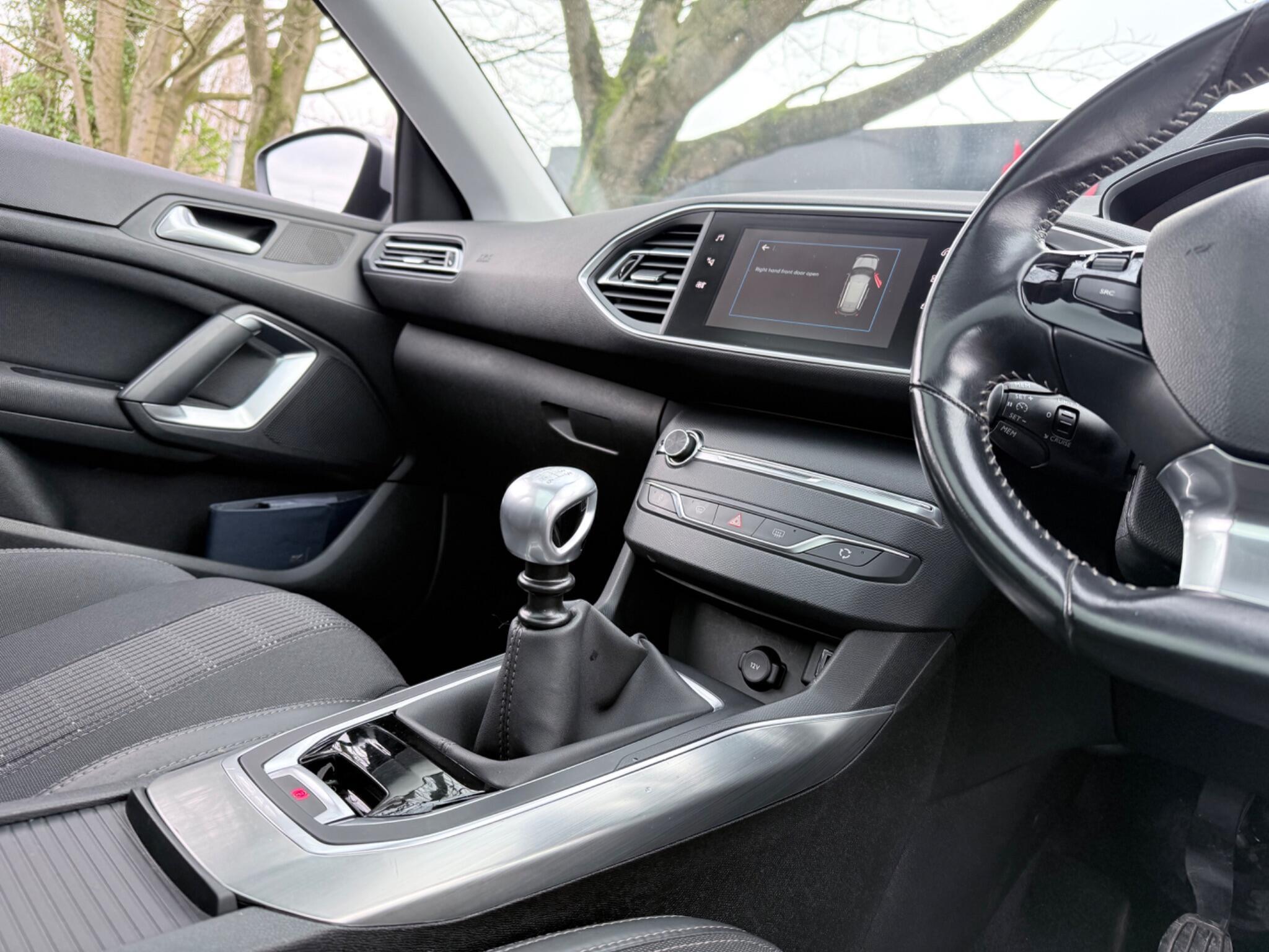 Peugeot 308 SW - Image 19