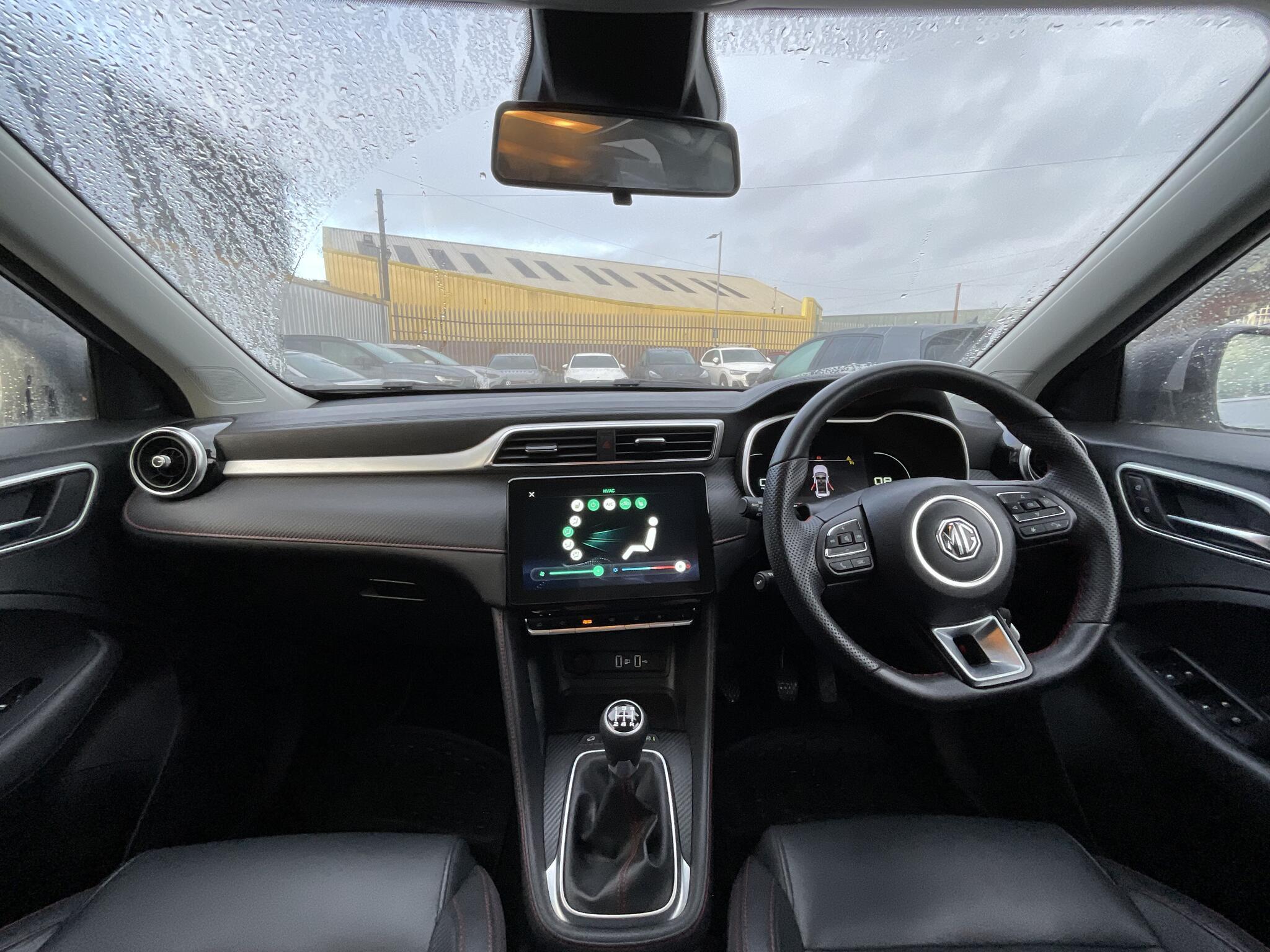 MG MG ZS - Image 6