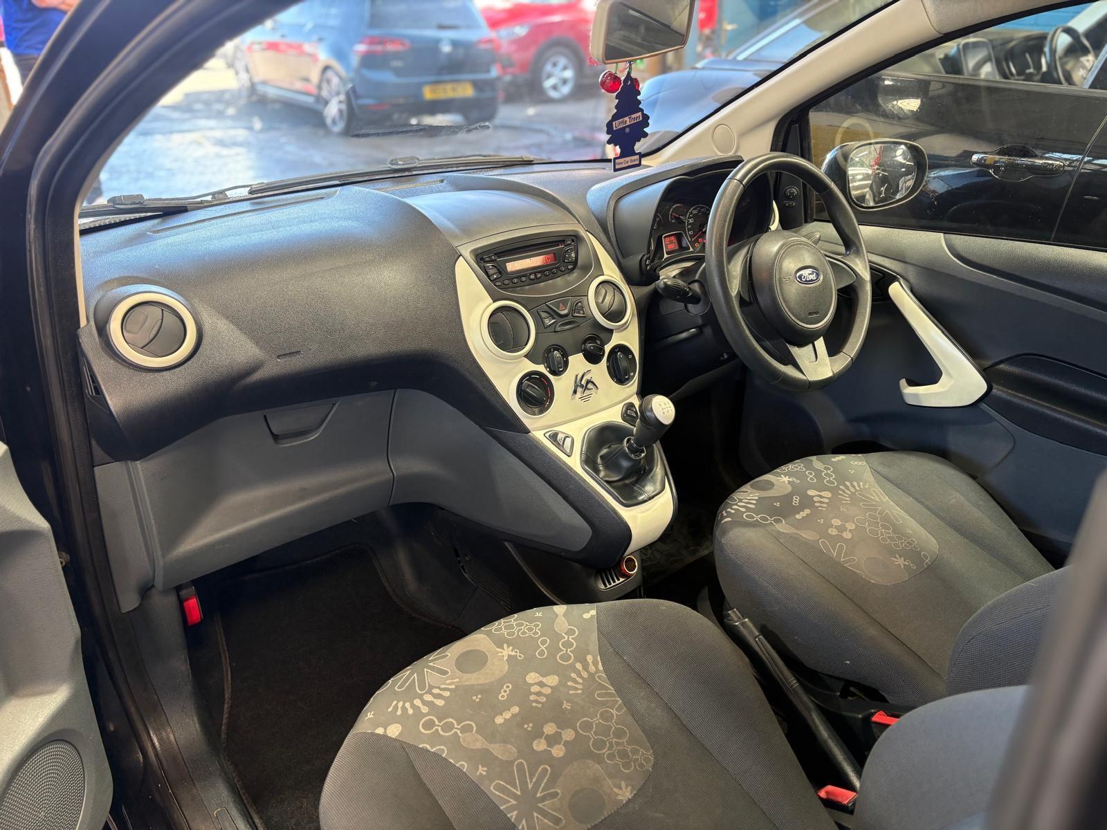 Ford KA - Image 17