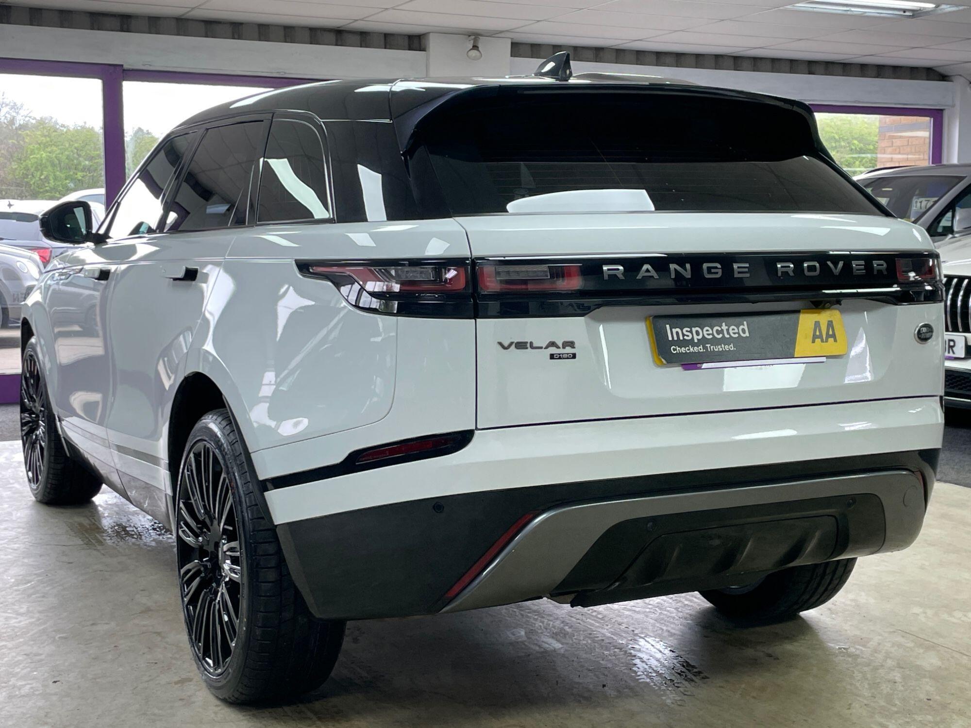 Land Rover Range Rover Velar - Image 9