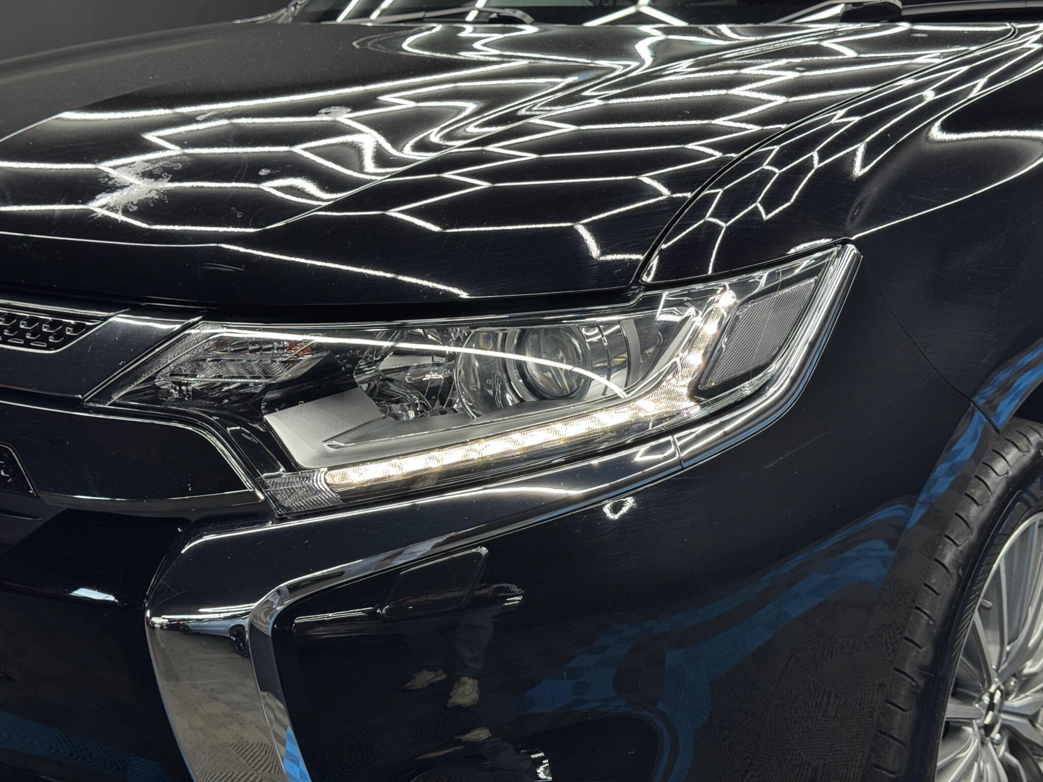 Mitsubishi Outlander - Image 46