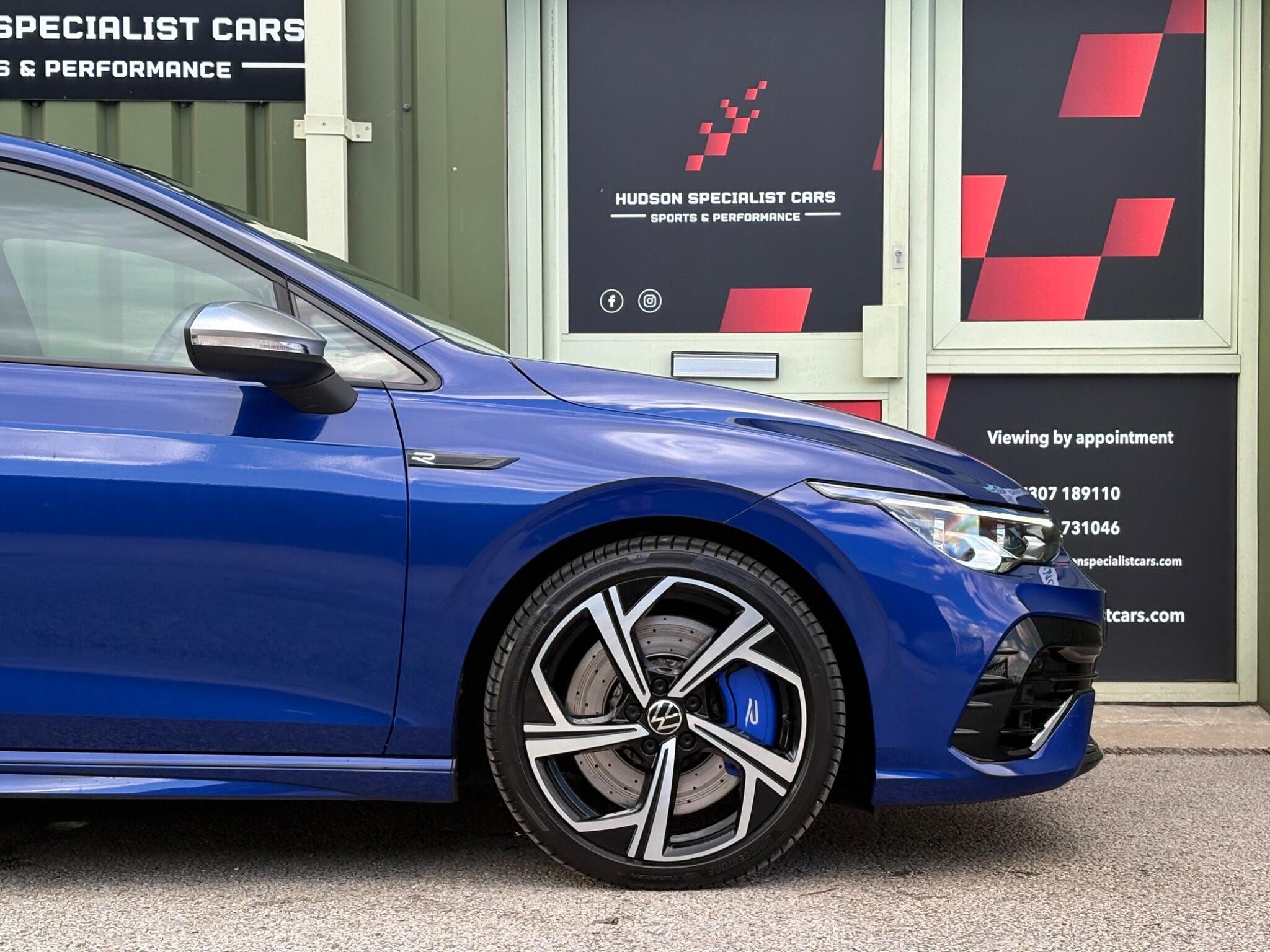 Volkswagen Golf - Image 9