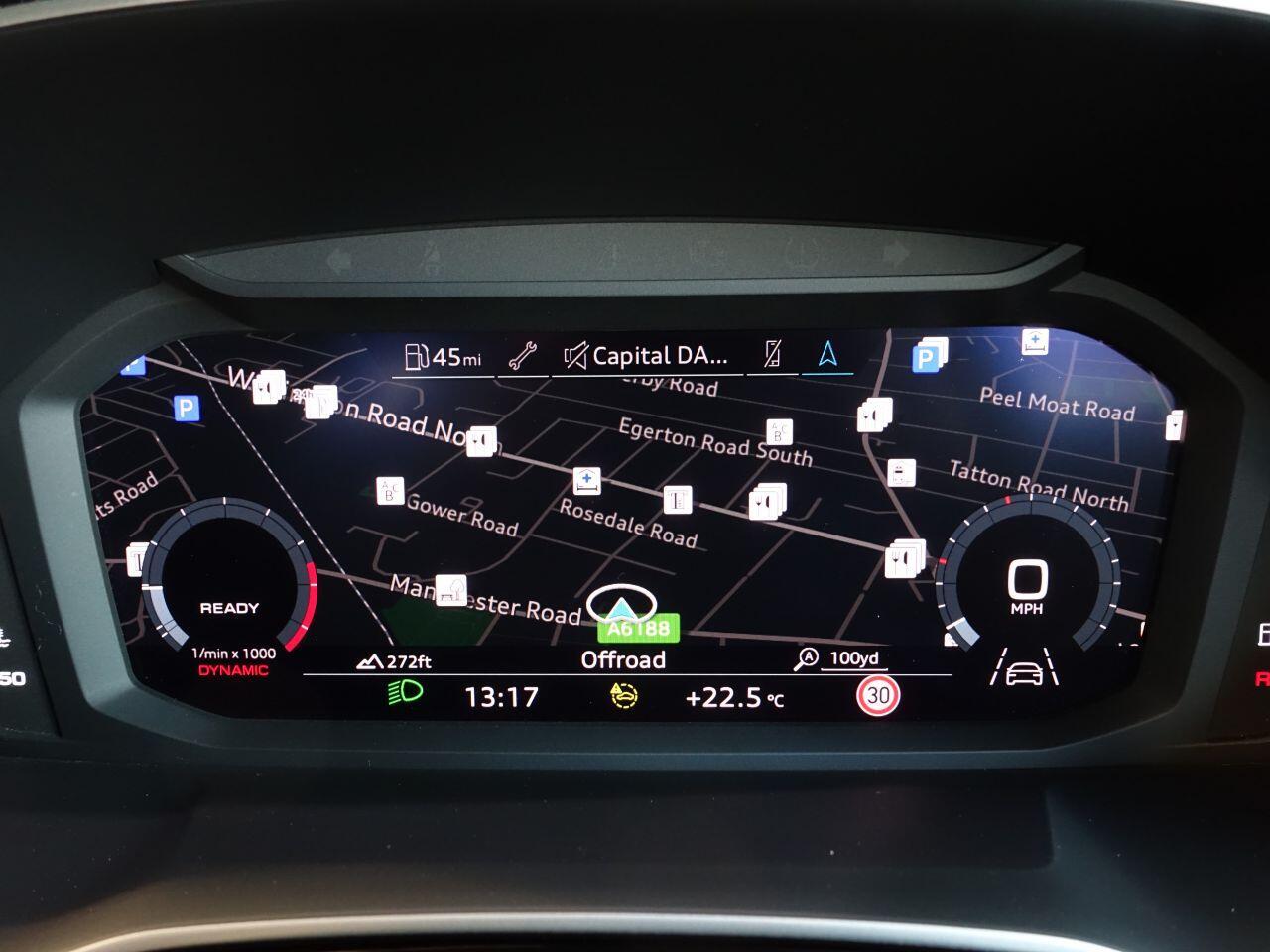 Audi Q3 - Image 3