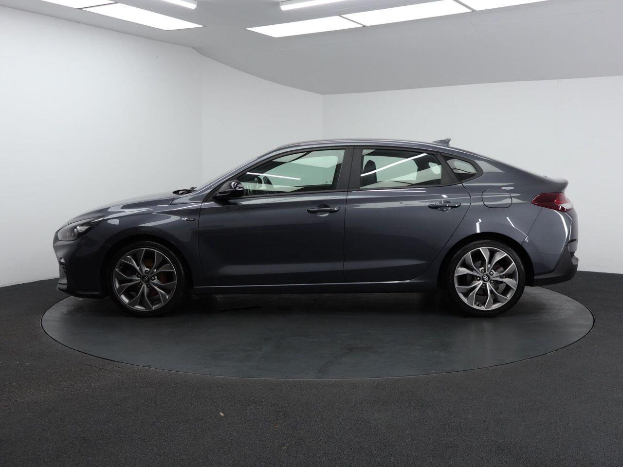 Hyundai i30 - Image 8