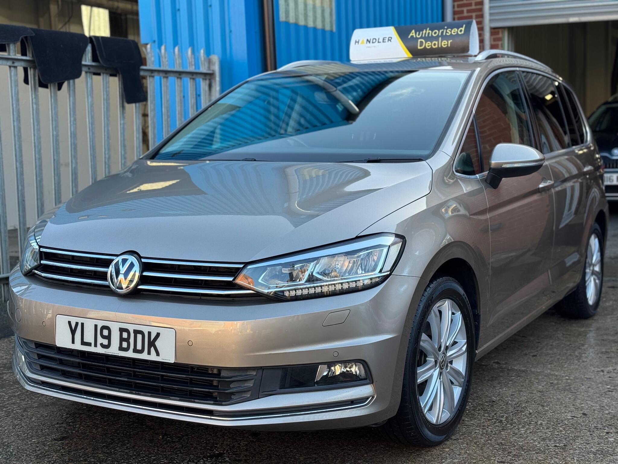 Volkswagen Touran - Image 18