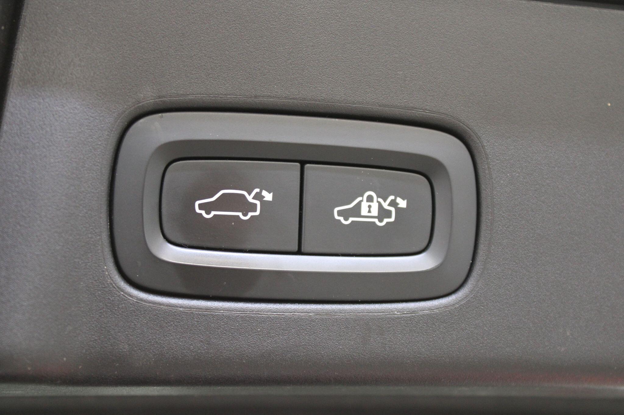 Volvo V90 - Image 18