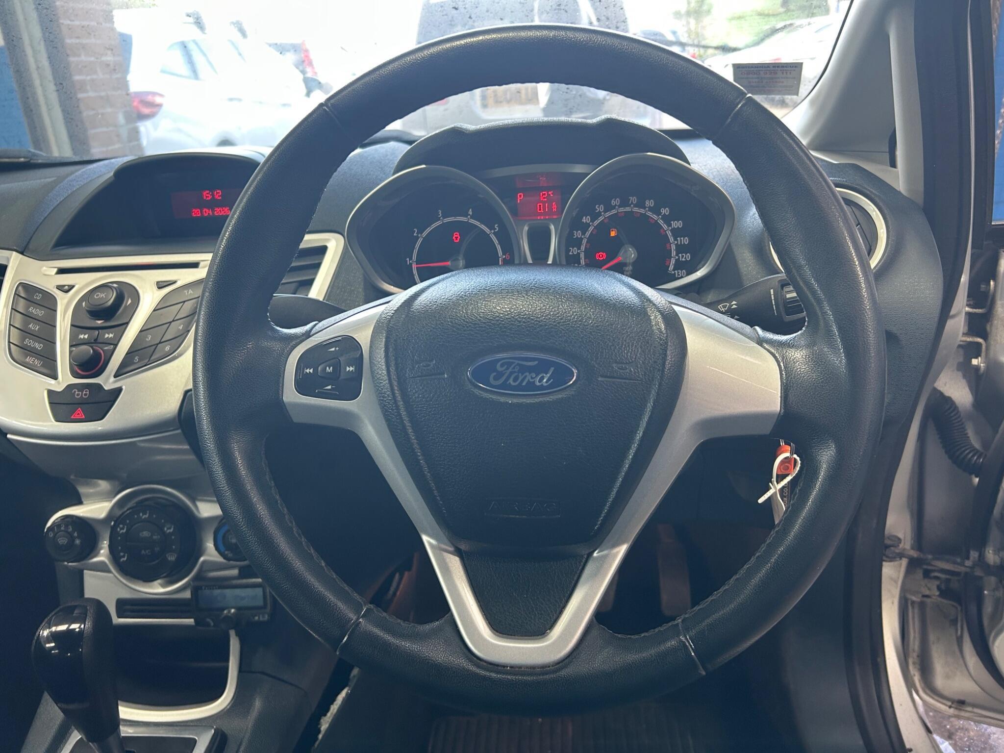 Ford Fiesta - Image 9