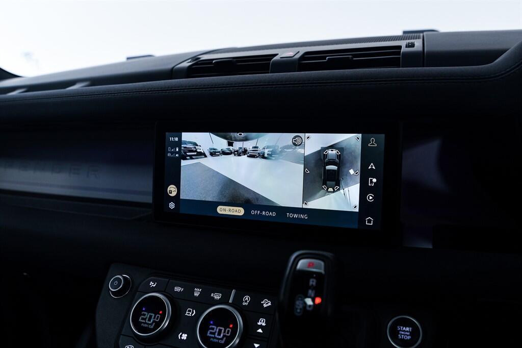 Land Rover Defender 110 - Image 31