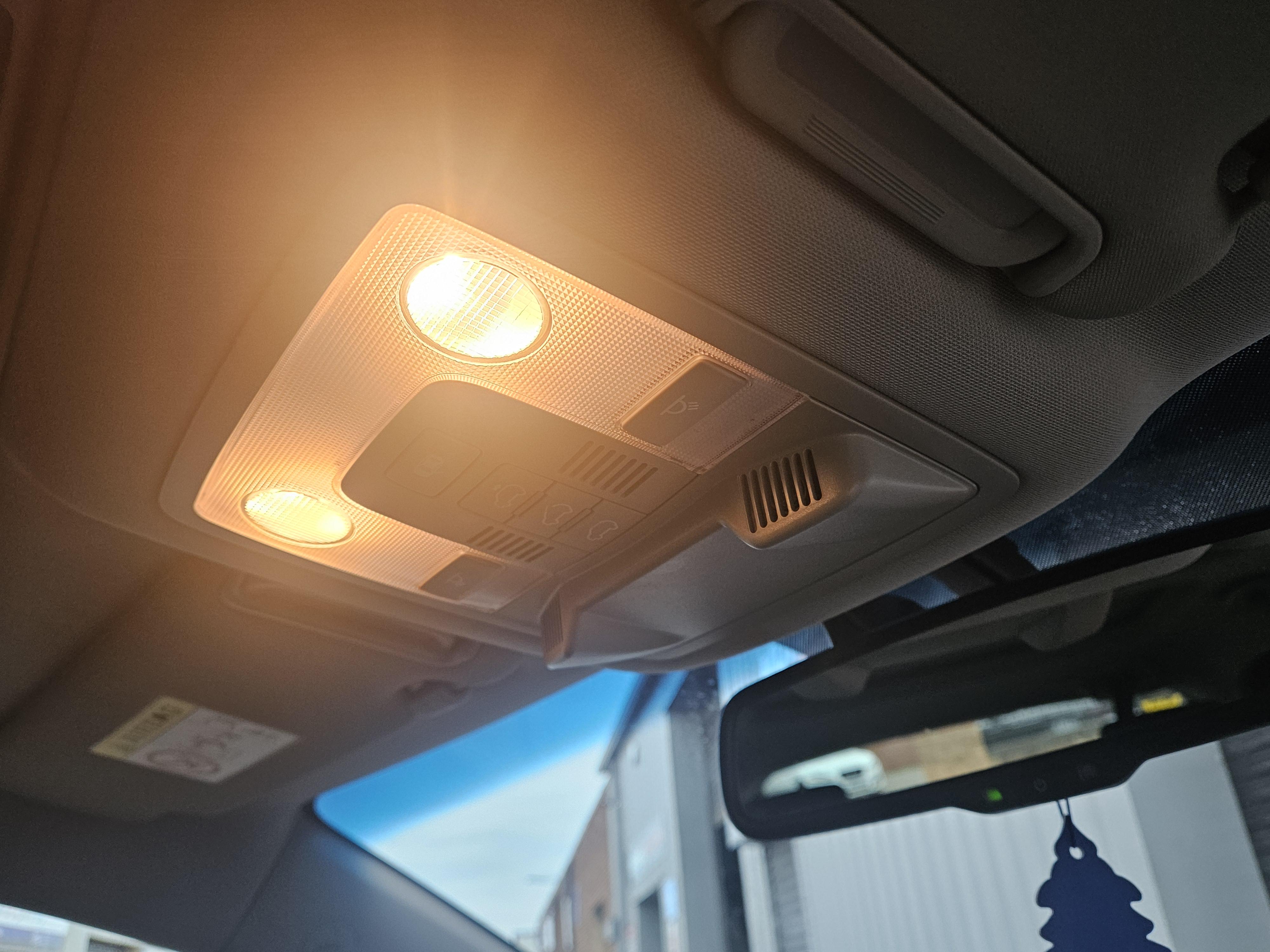 Kia Sportage - Image 33