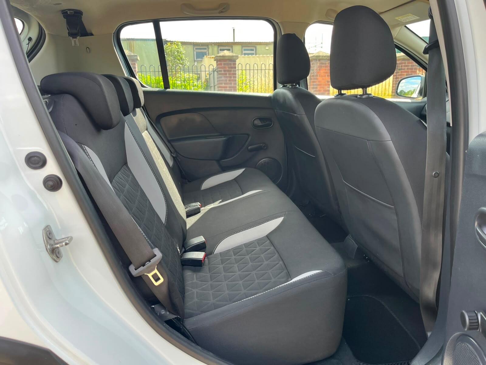 Dacia Sandero Stepway - Image 9