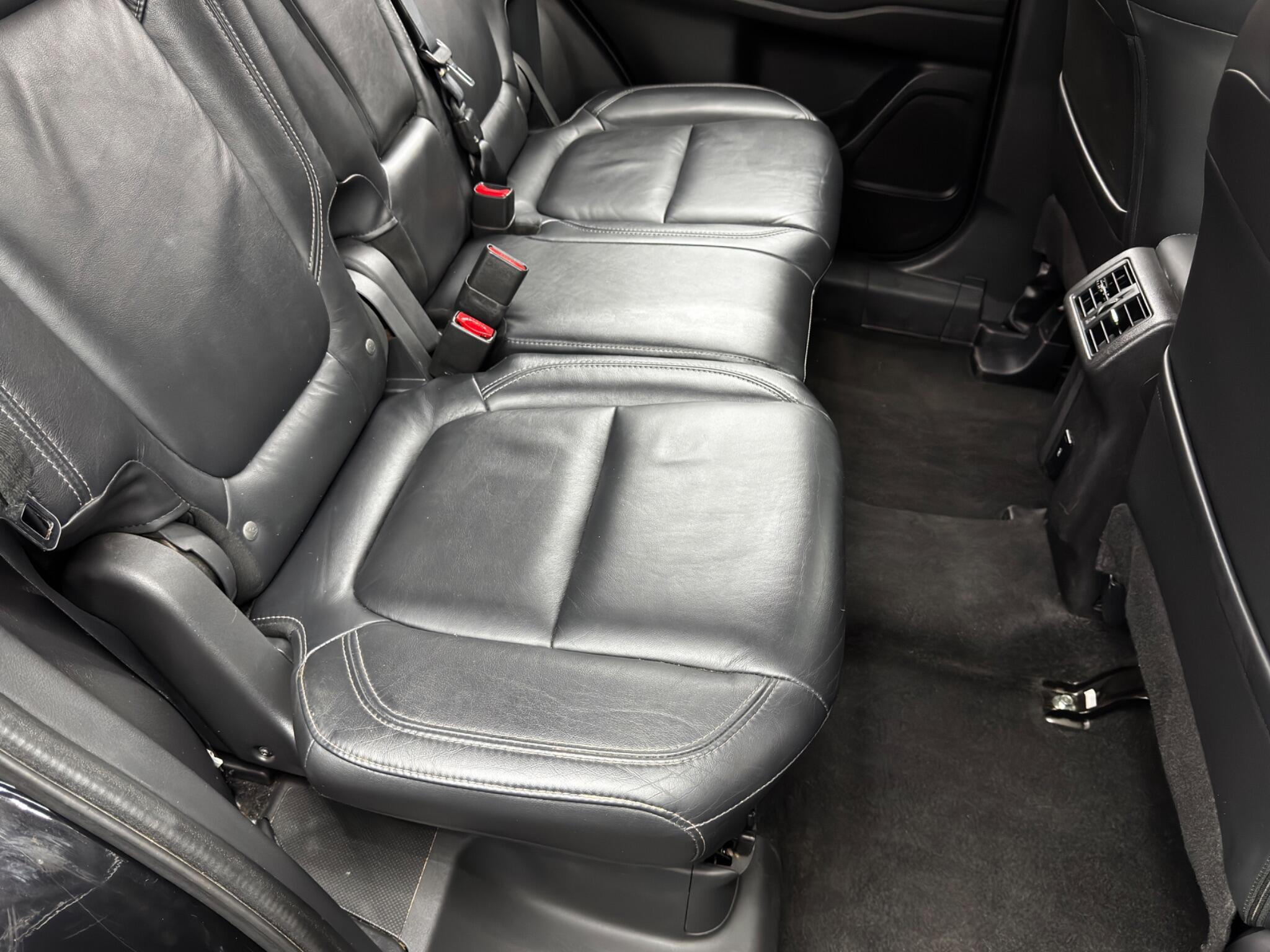 Mitsubishi Outlander - Image 16