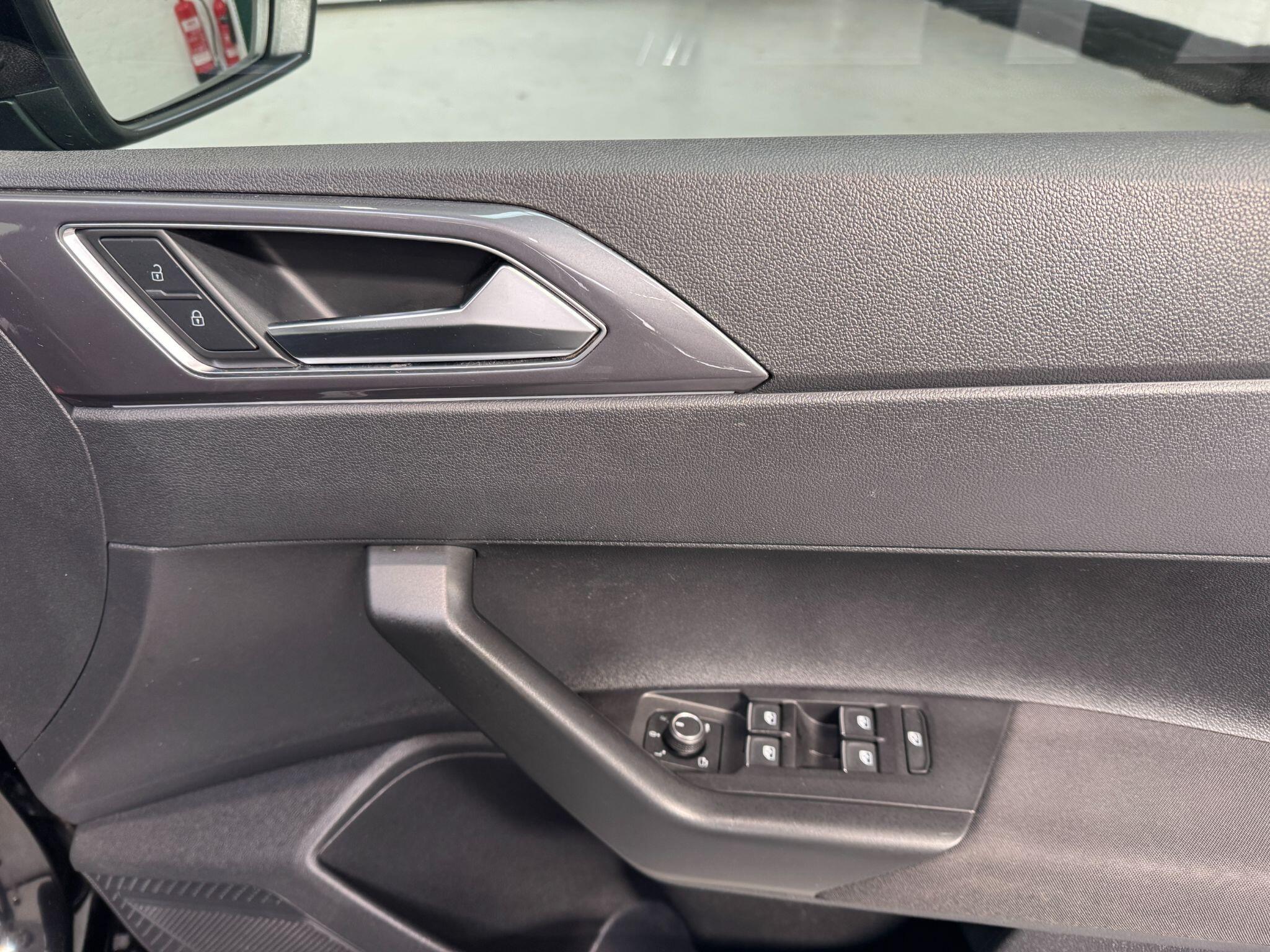 Volkswagen Polo - Image 74