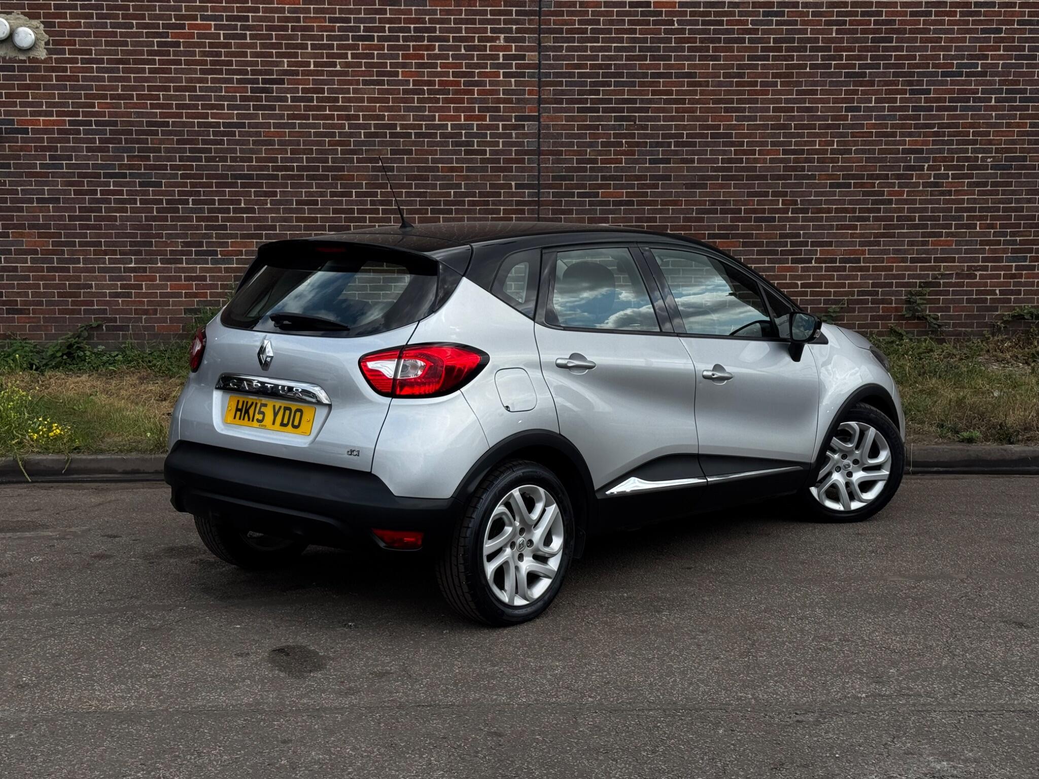 Renault Captur - Image 16