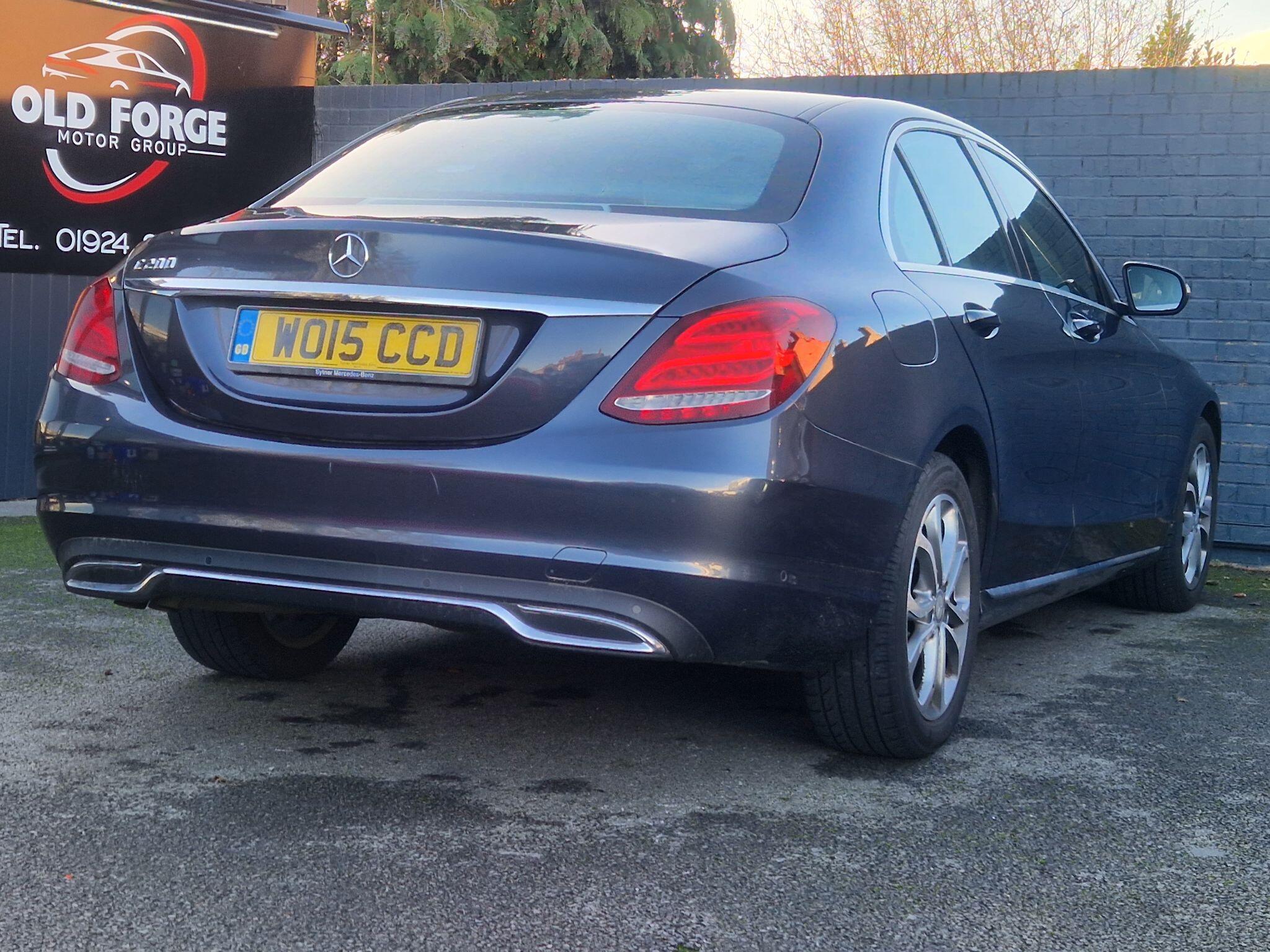 Mercedes C Class - Image 25