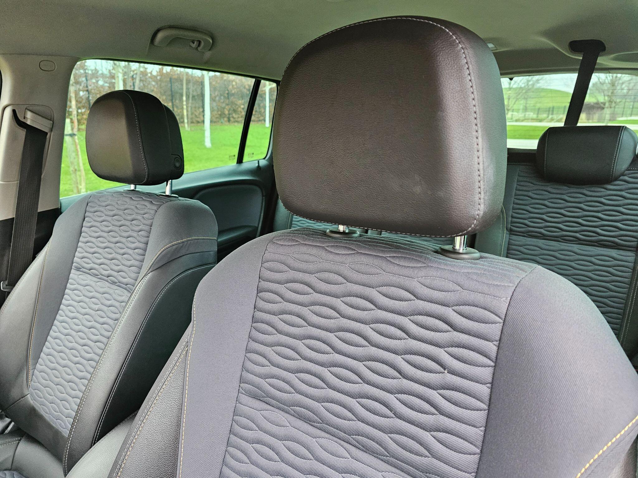 Vauxhall Zafira Tourer - Image 33