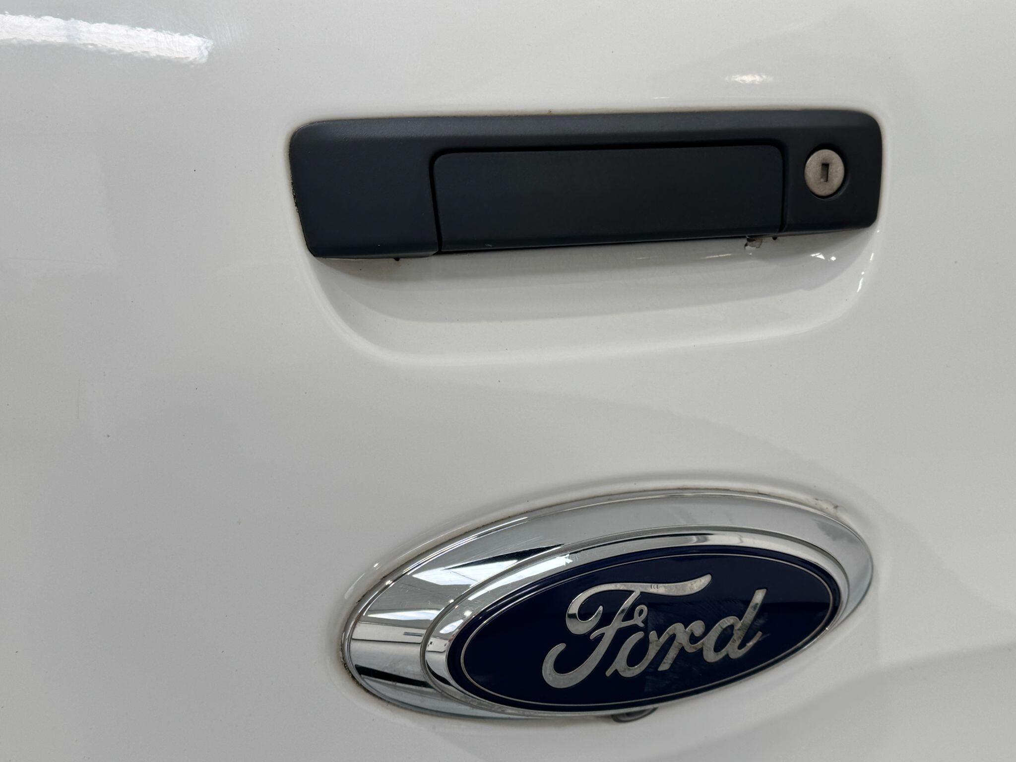 Ford Ranger - Image 58