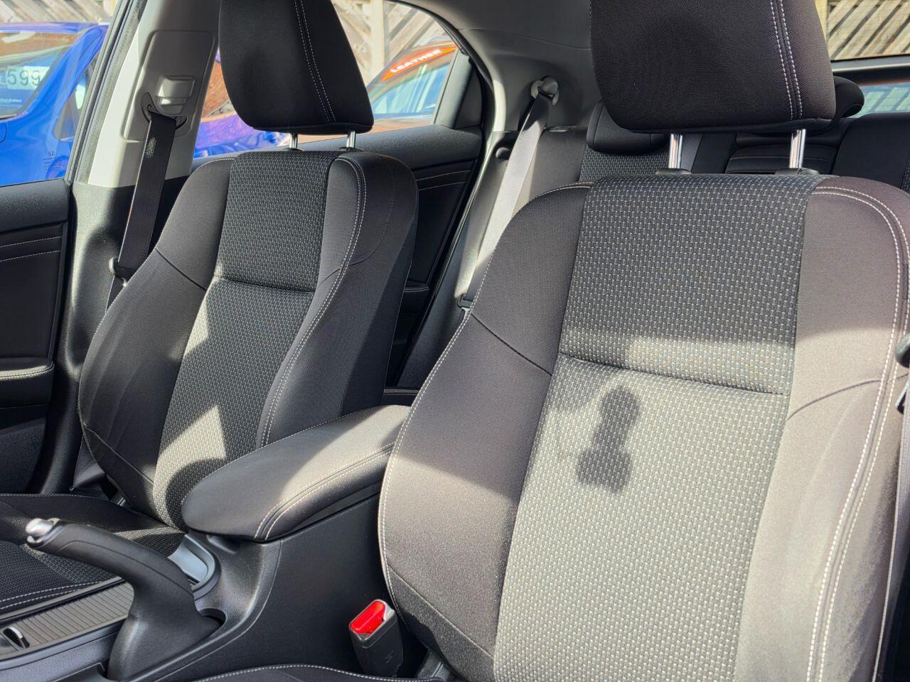 Honda Civic - Image 12